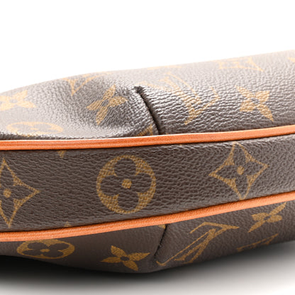 Louis Vuitton Monogram Croissant PM 8 of 9
