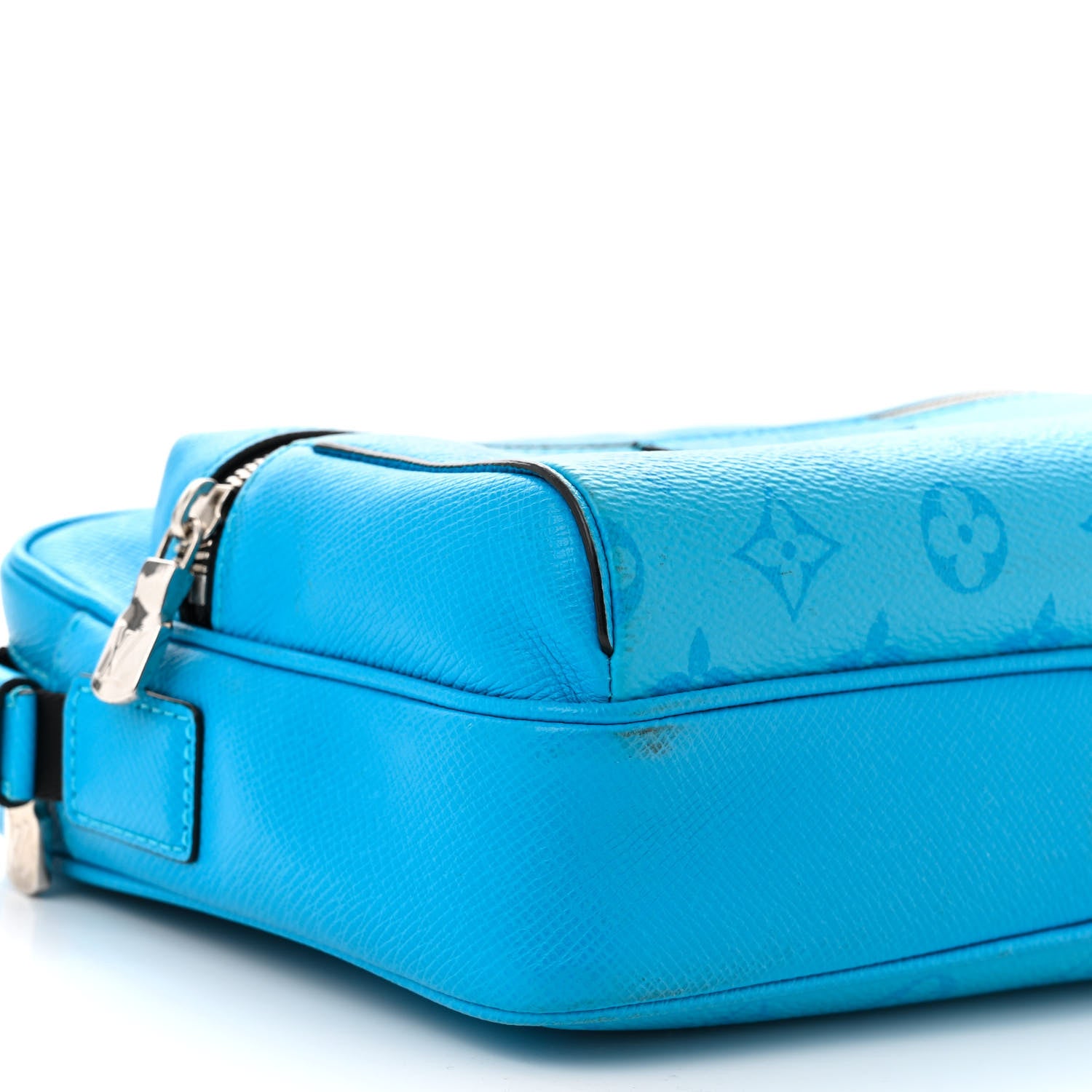 Louis Vuitton Taigarama Outdoor Messenger Blue Lagoon 9 of 11