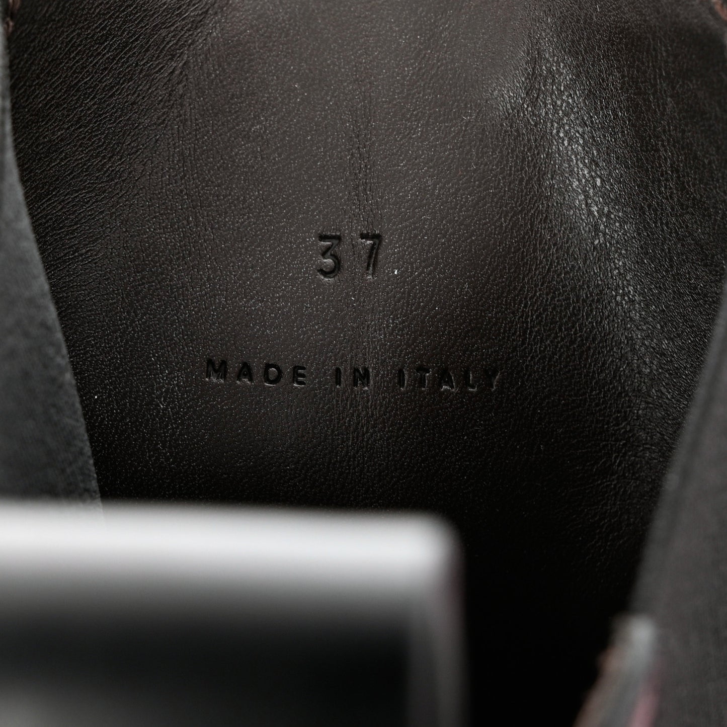 Calfskin The Tire Chelsea Boots 37 Black Hollyhock