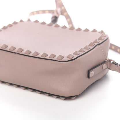Valentino Garavani Calfskin Monochrome Rockstud Camera Crossbody Bag Poudre 10 of 10
