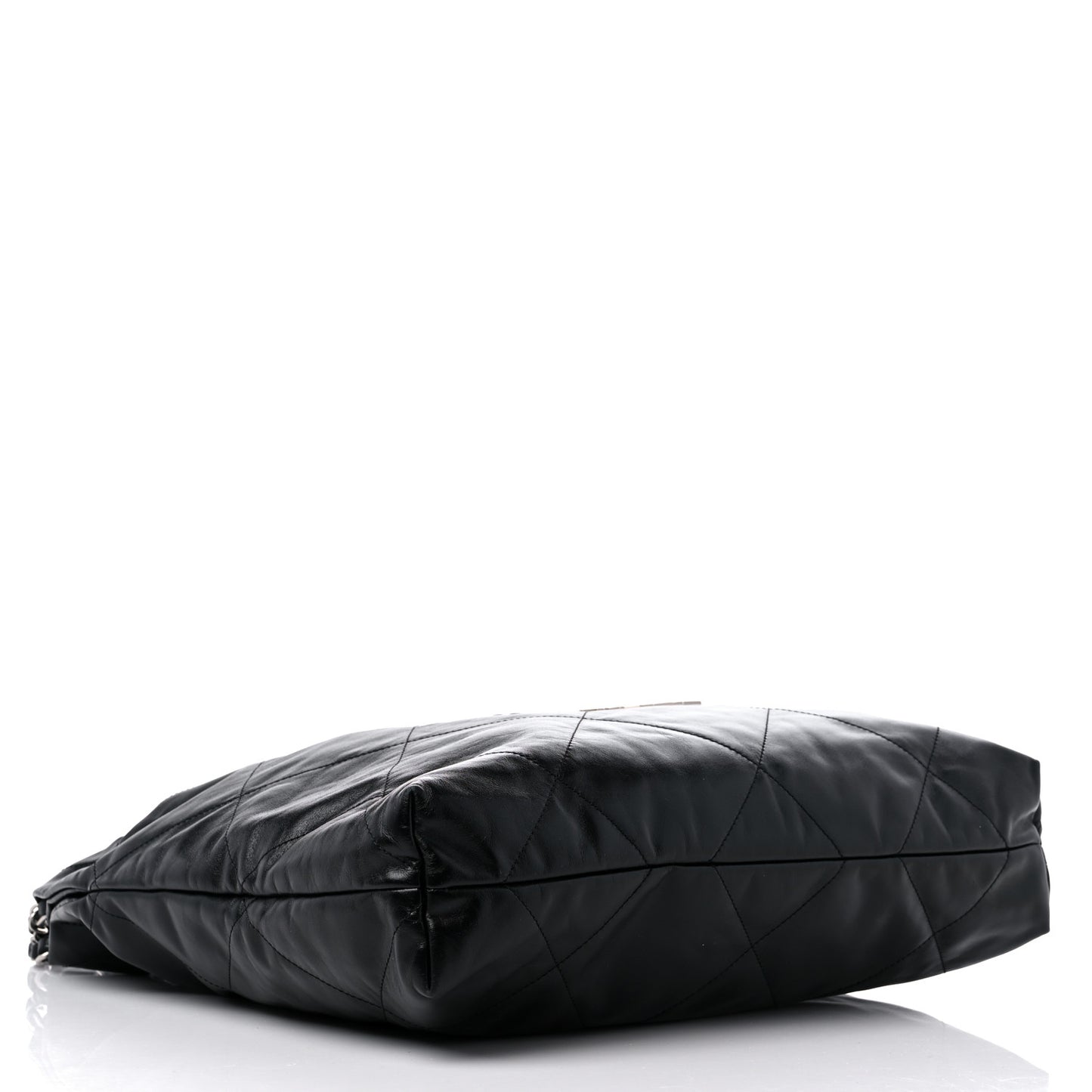 Shiny Calfskin Quilted Chanel 22 Black