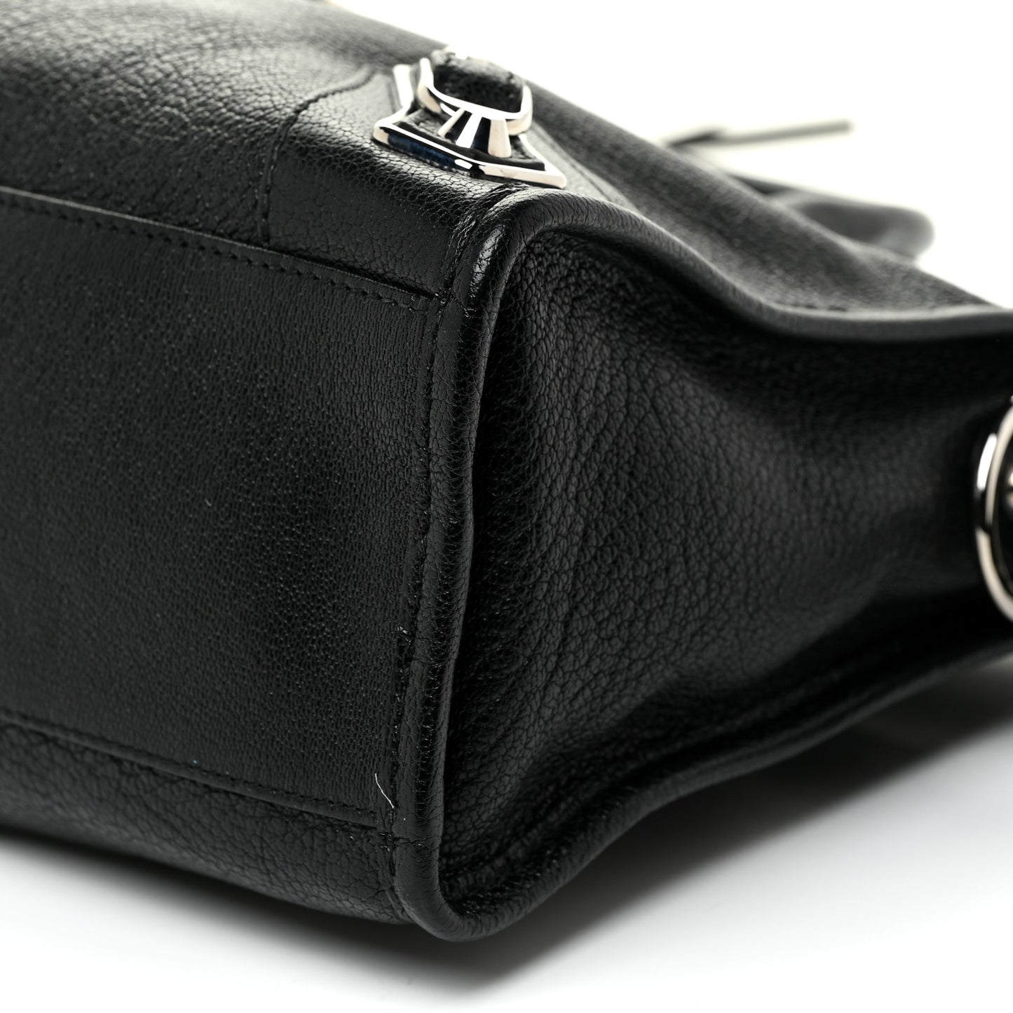 Chevre Silver Metallic Edge Hardware S City Black