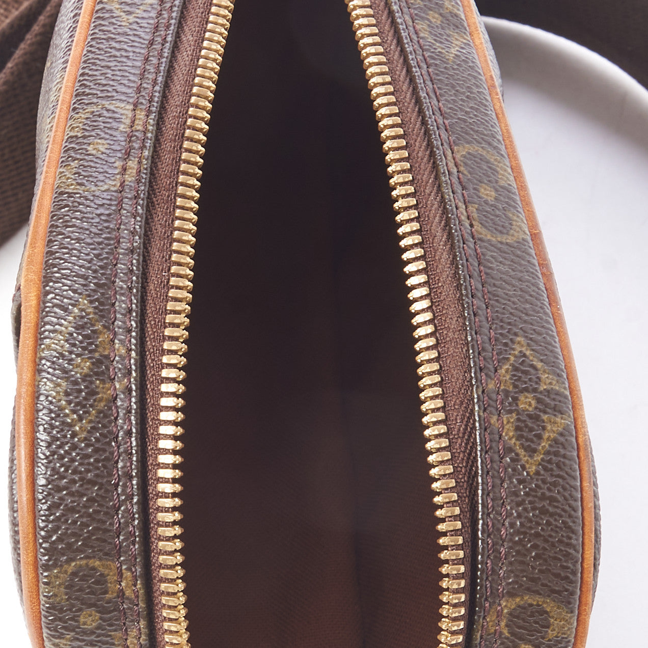 Monogram Pochette Gange