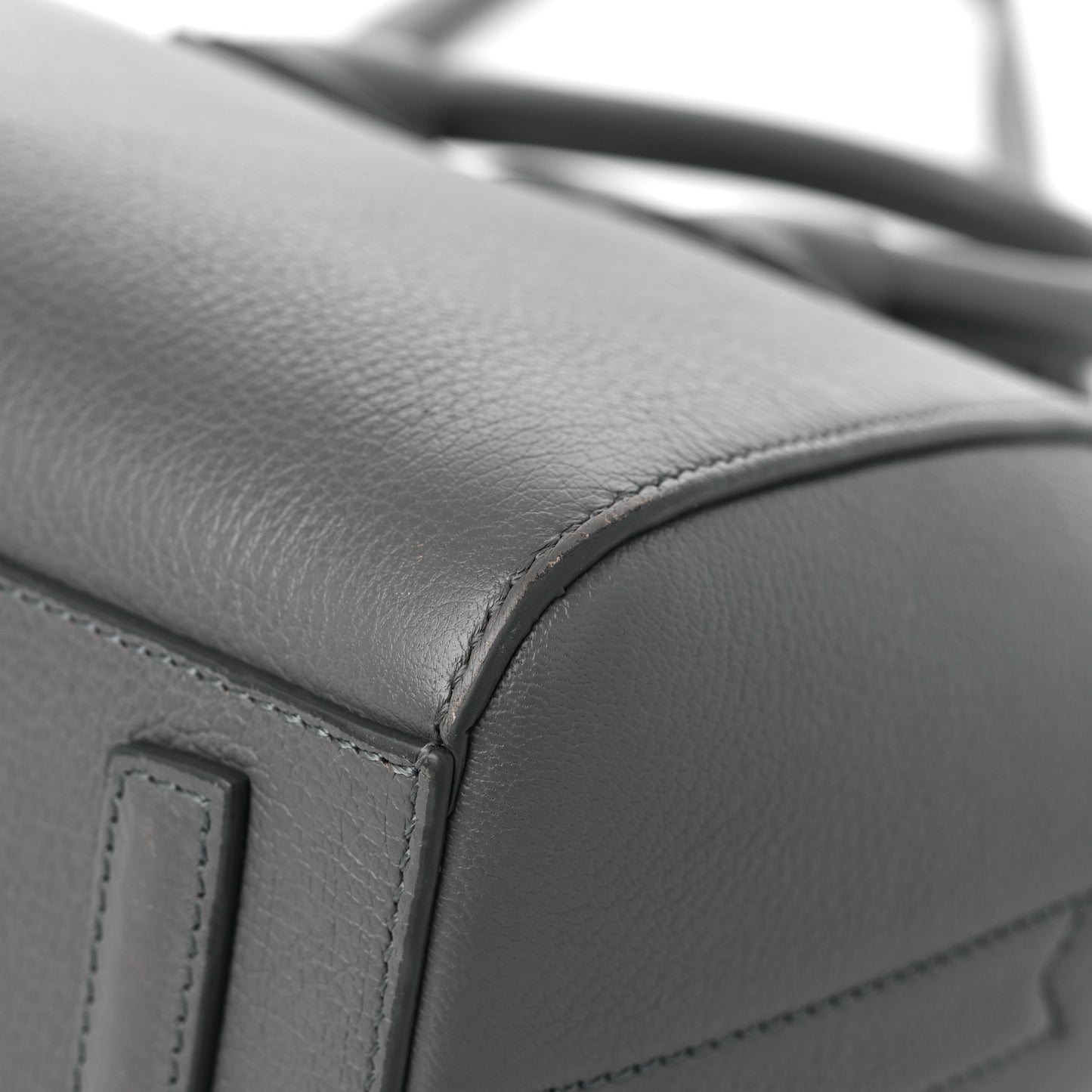 Sugar Goatskin Mini Antigona Pearl Grey