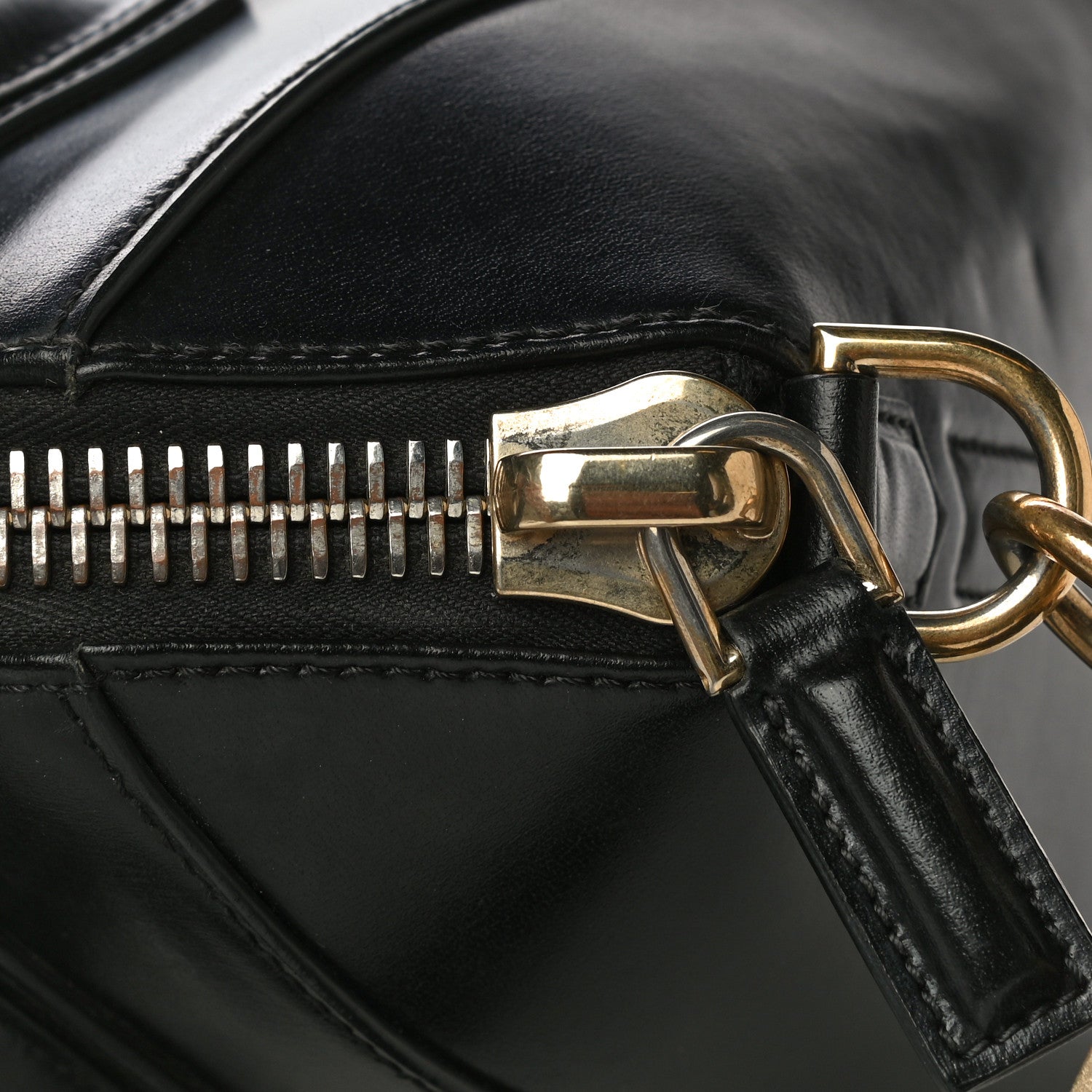 Givenchy Shiny Lord Calfskin Small Antigona Black 14 of 14