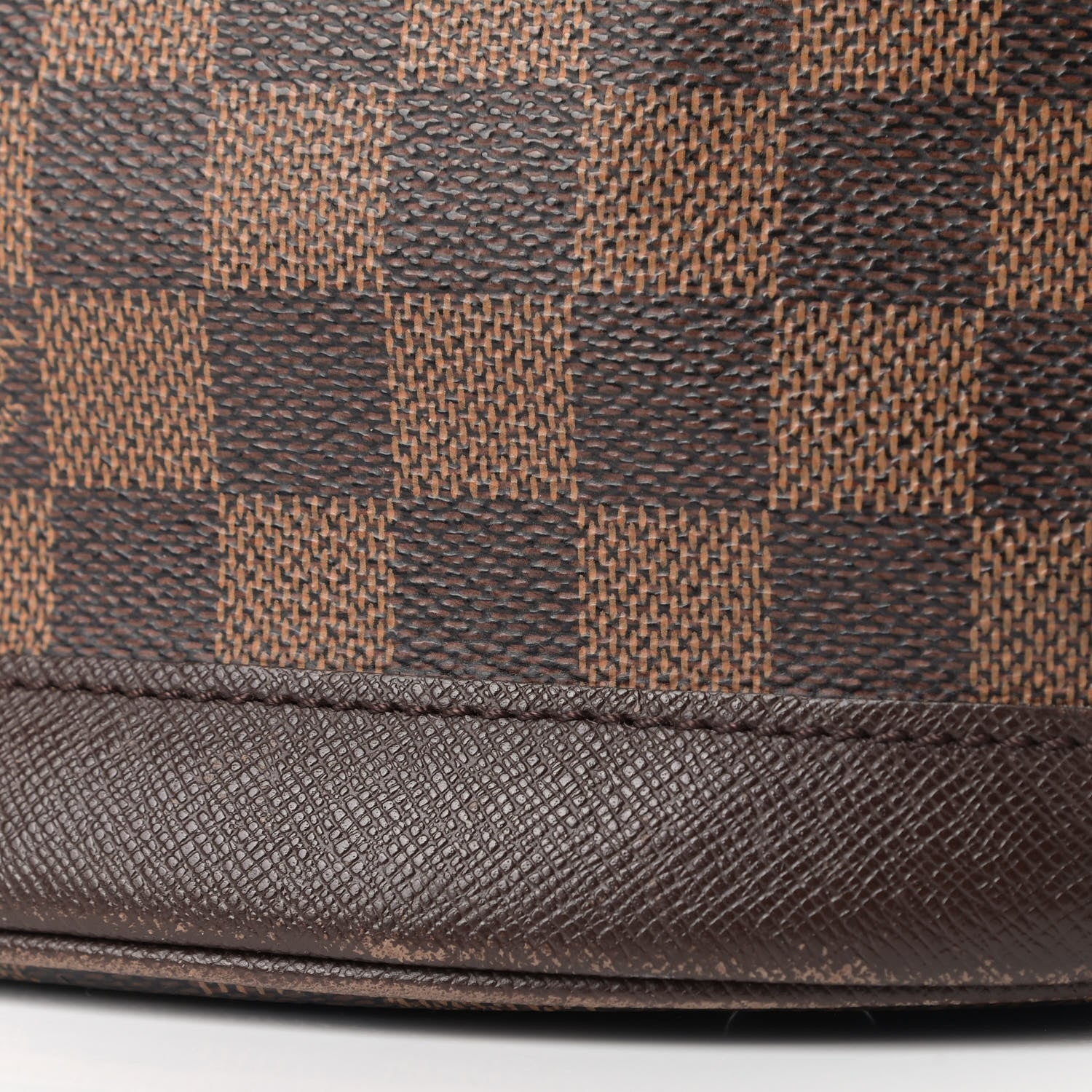 Louis Vuitton Damier Ebene Marais Bucket 23 6 of 9