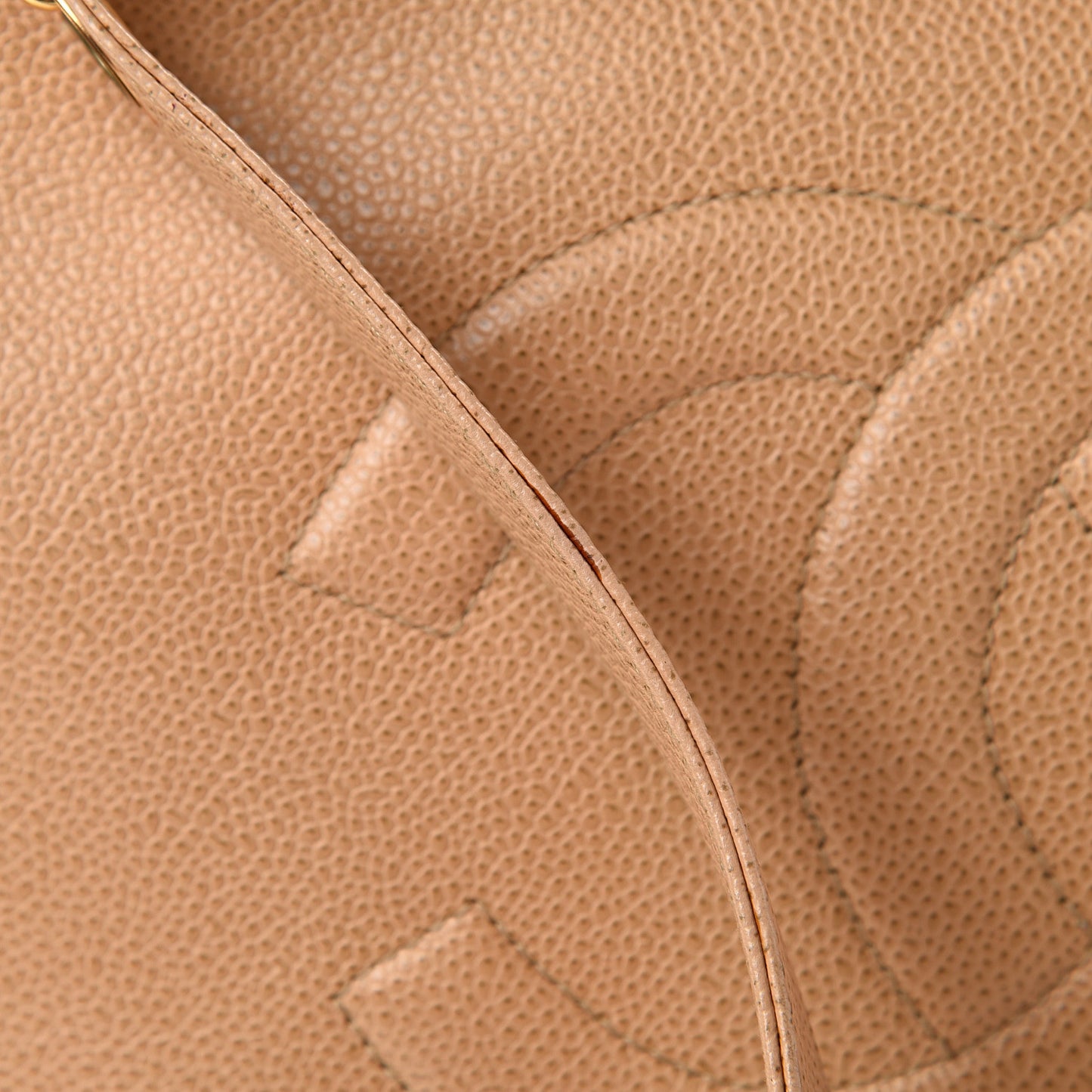 Caviar CC Shoulder Bag Beige