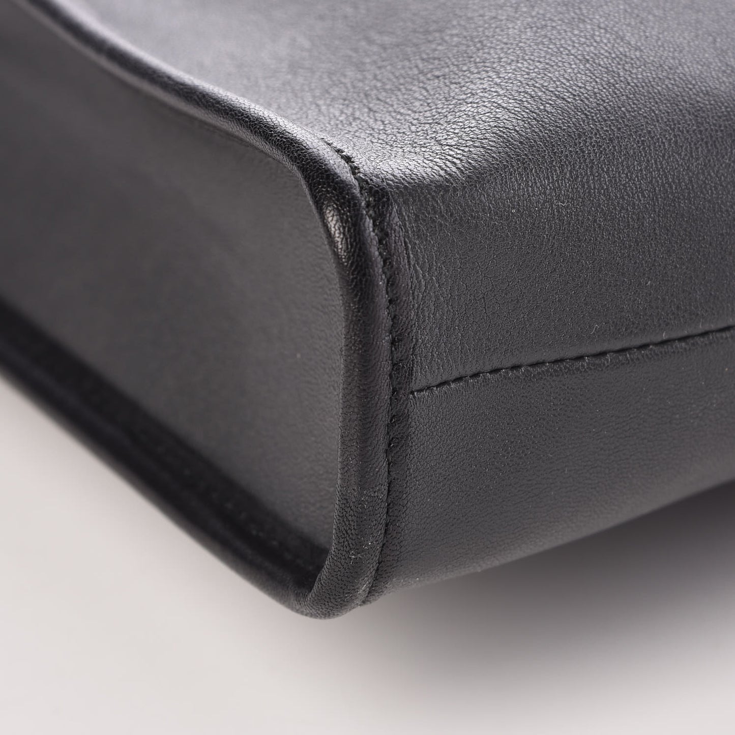 Nappa Intrecciato Briefcase Medium Grey Black