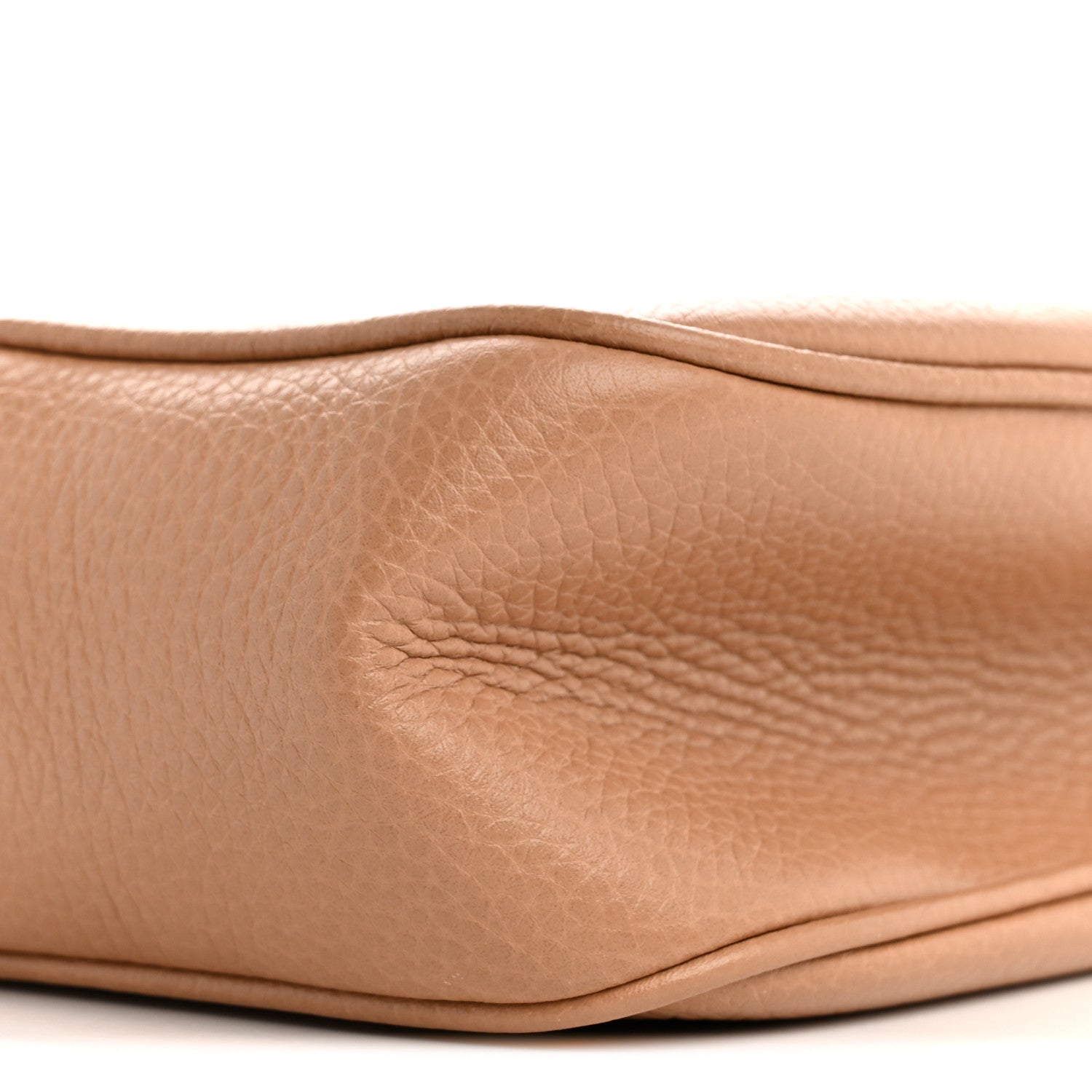 Gucci Pebbled Calfskin Small Soho Disco Bag Camelia 9 of 13