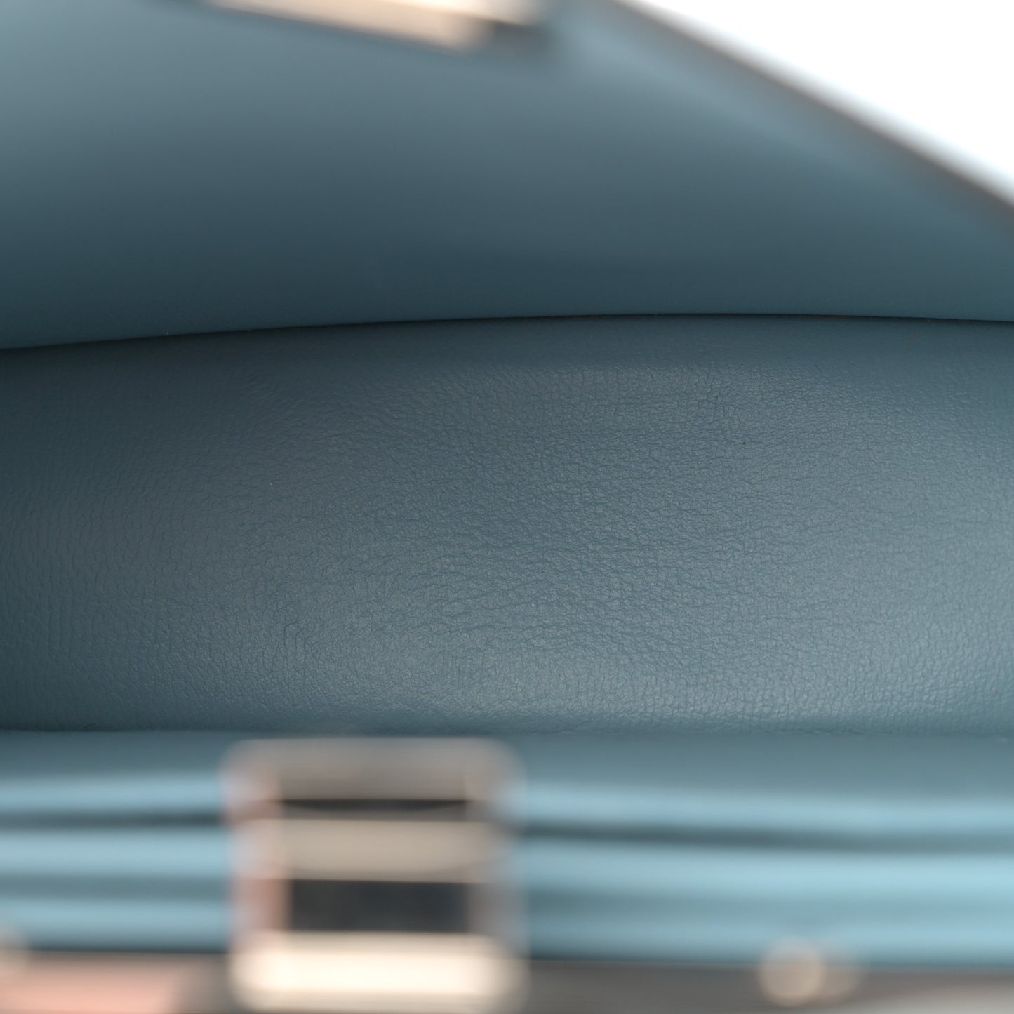 Shiny Nappa Petite Peekaboo I SEE U Satchel Azzurro Baby