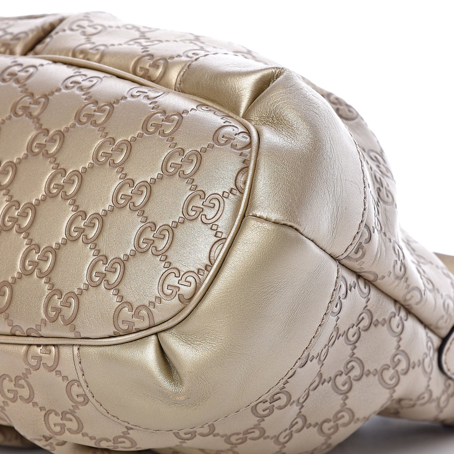 Metallic Soft Guccissima Medium Sukey Top Handle Bag Champagne