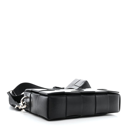 Bottega Veneta Calfskin Maxi Intreccio Cassette With Strap Bag Black 4 of 11