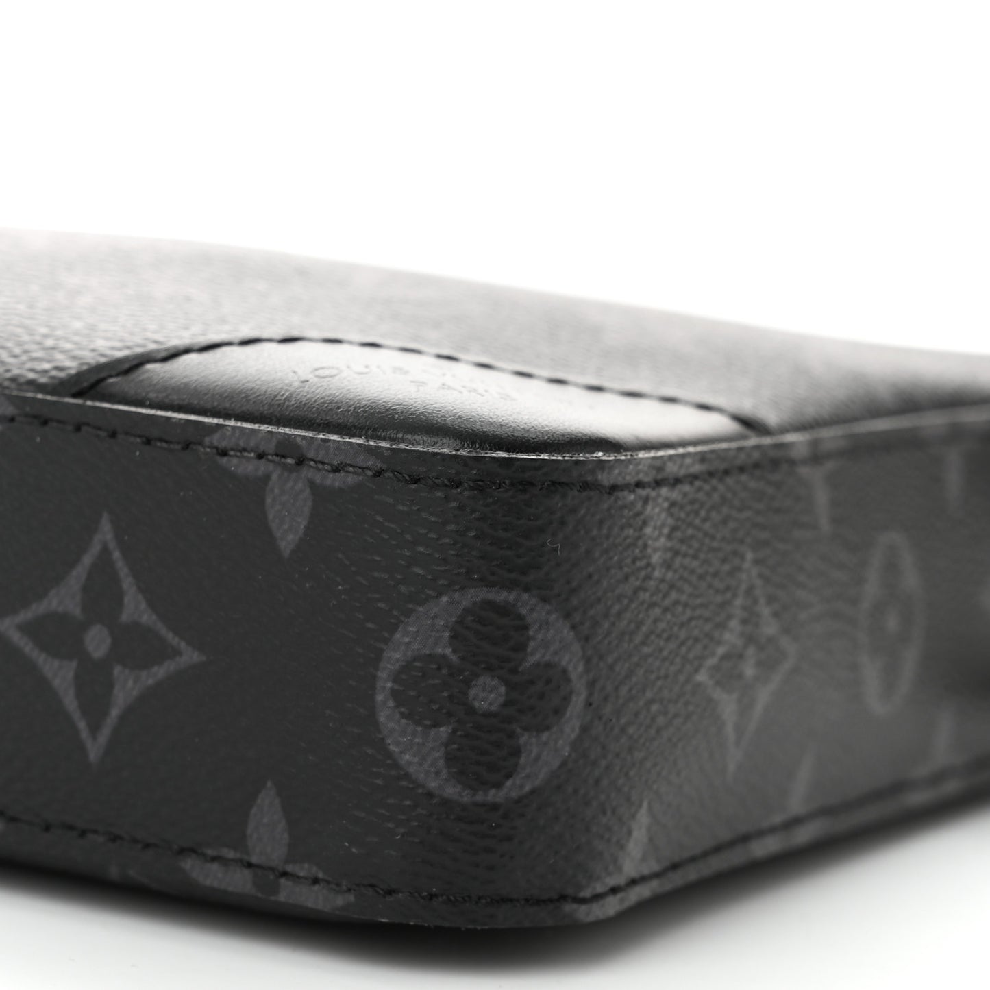 Reverse Monogram Eclipse Trio Messenger