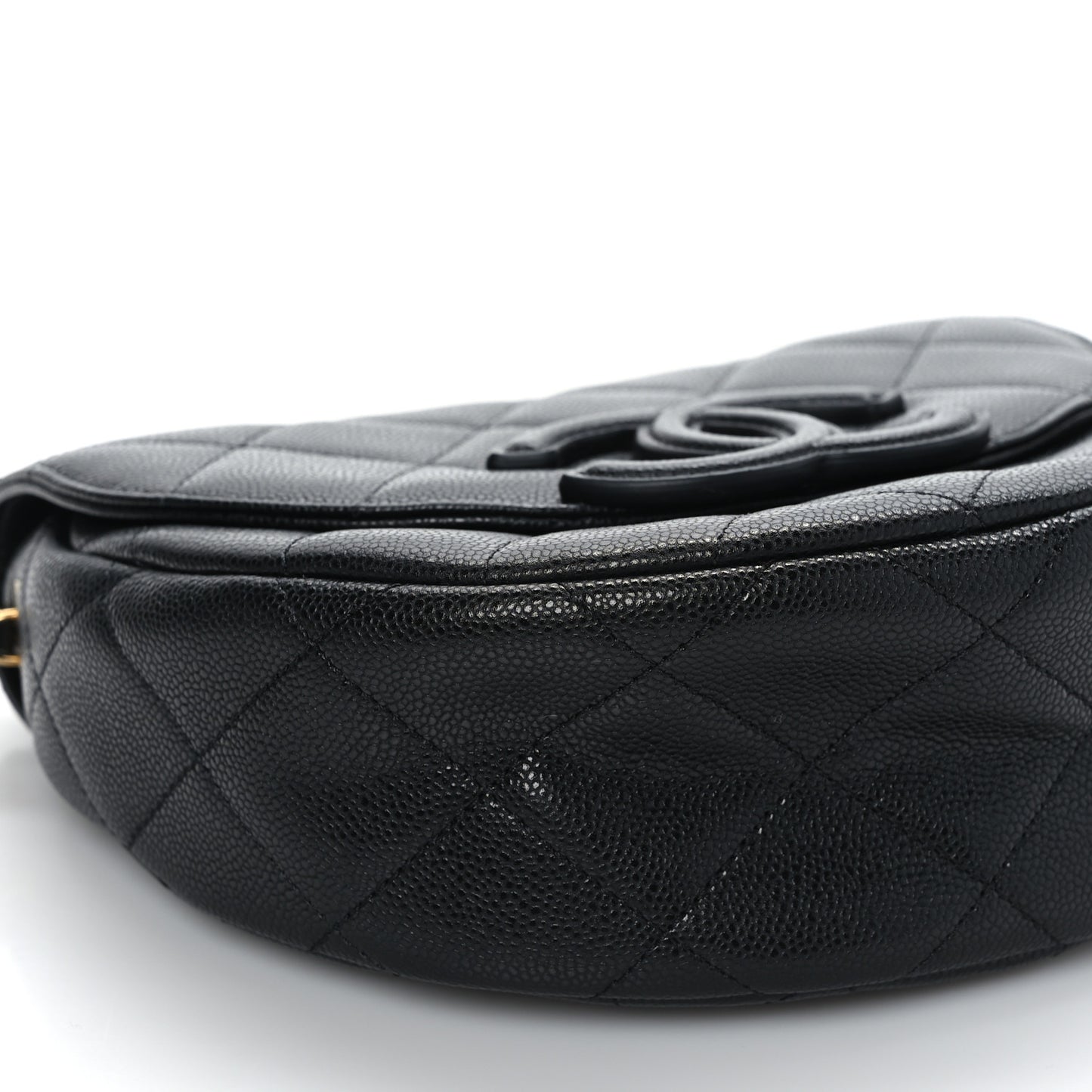 Caviar Quilted Small Messenger Flap Black