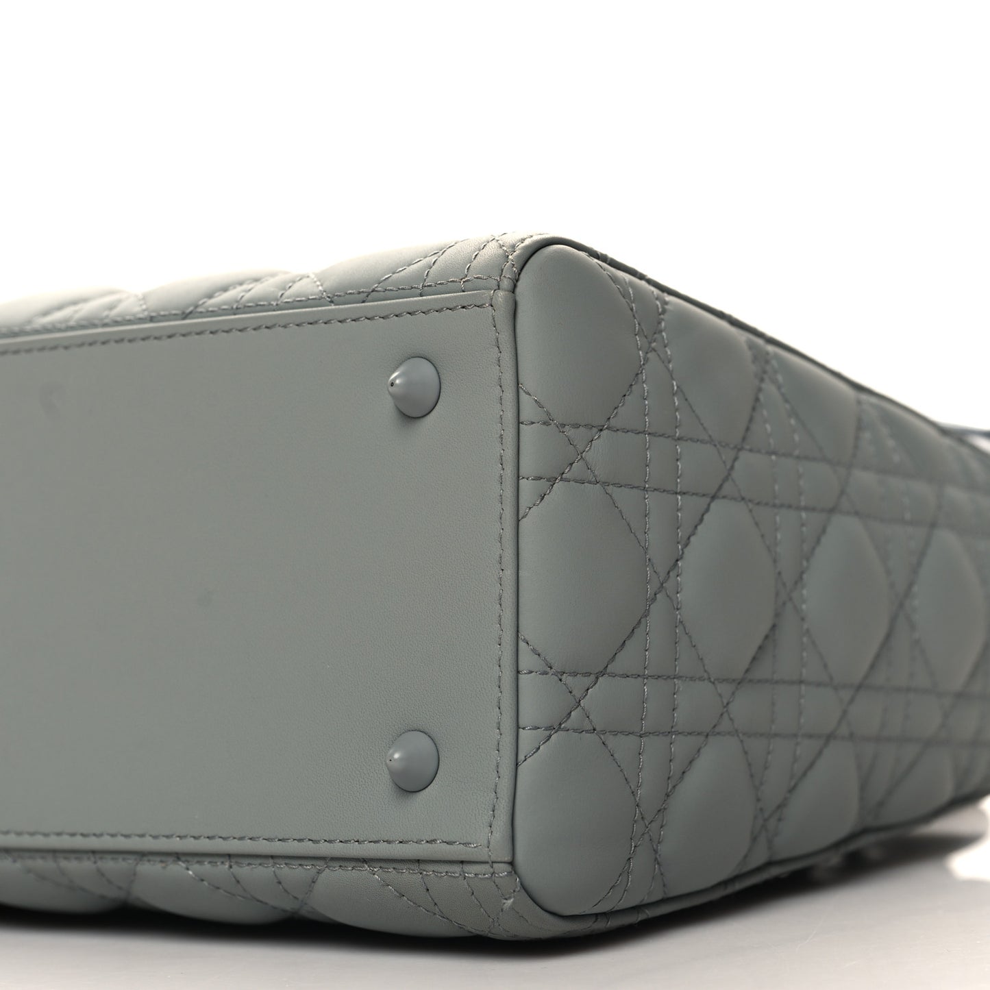 Ultra Matte Calfskin Cannage Medium Lady Dior Grey Stone