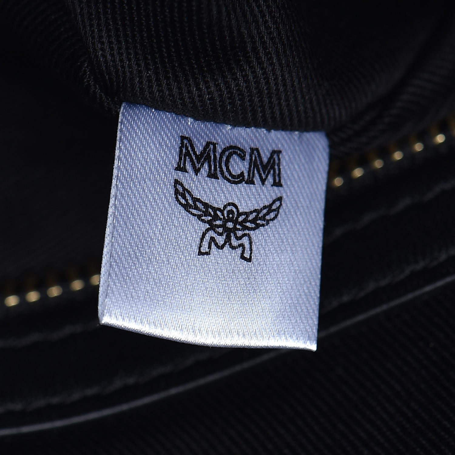 MCM Monogram Visetos Medium Weekender Pink 15 of 15