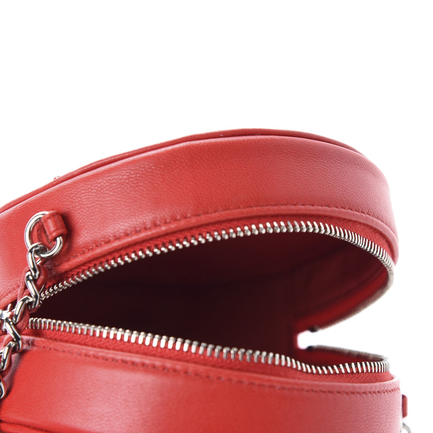 Goatskin Camellia Quilted Round Clutch With Chain Red