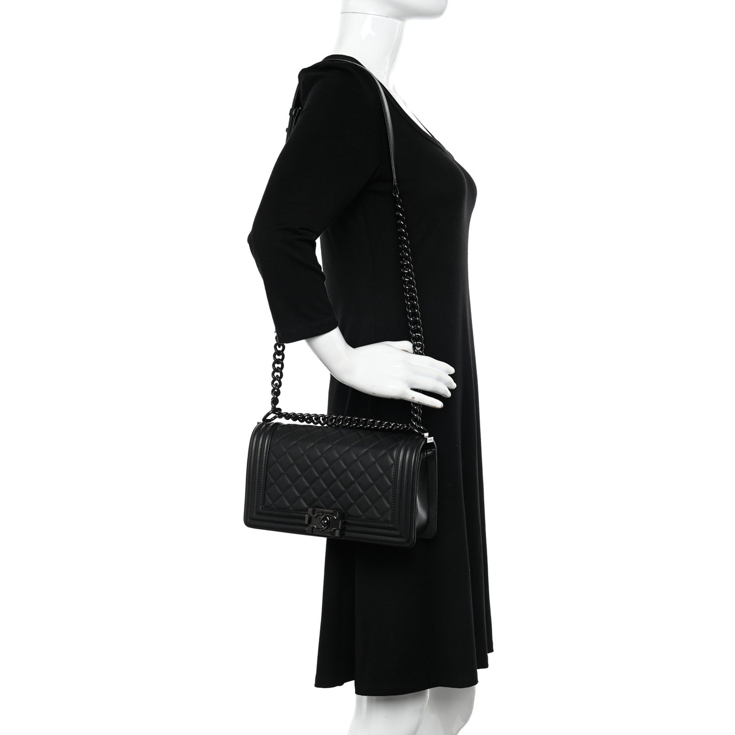 Calfskin Quilted Medium Boy Flap So Black