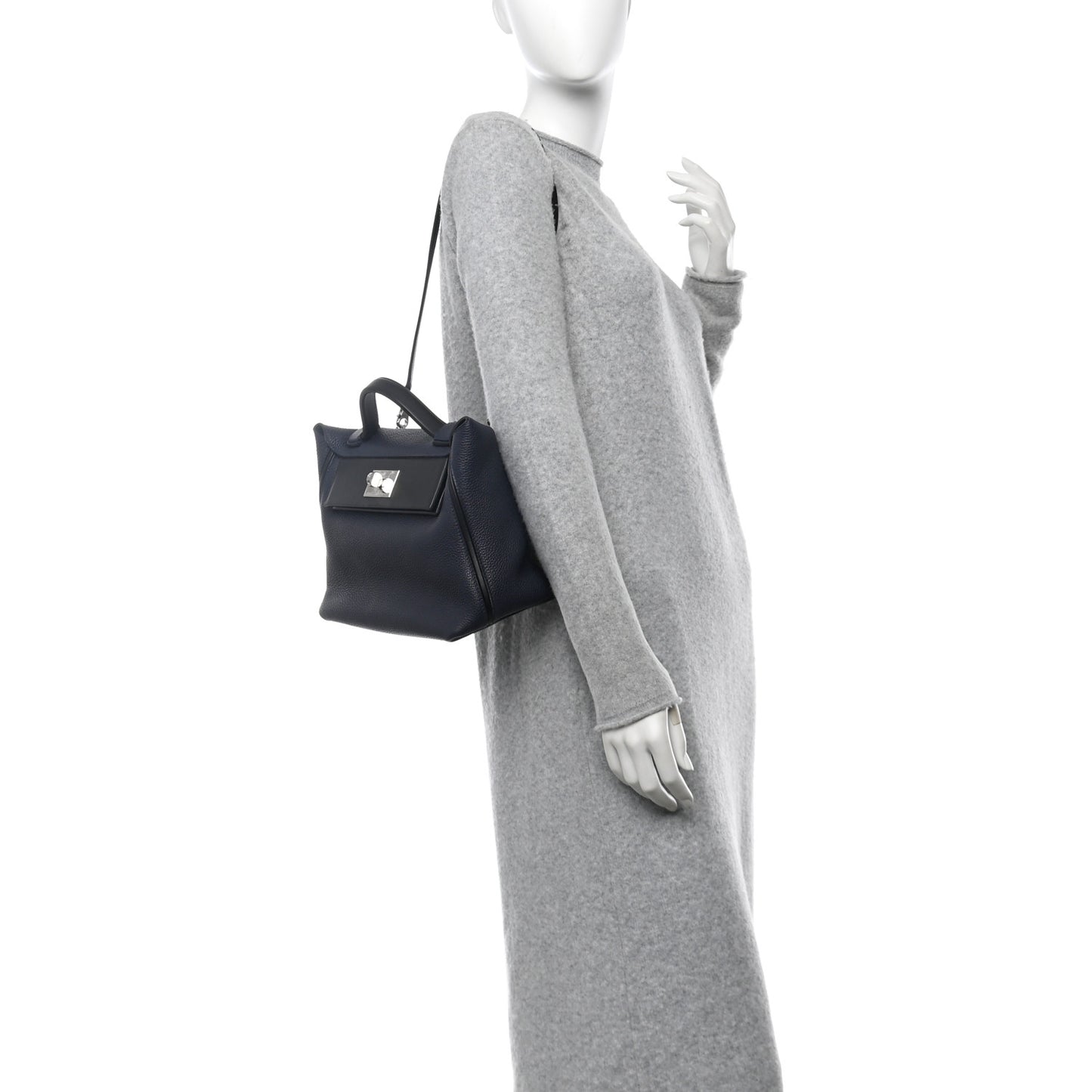 Togo Swift 24/24 29 Bleu Nuit Black