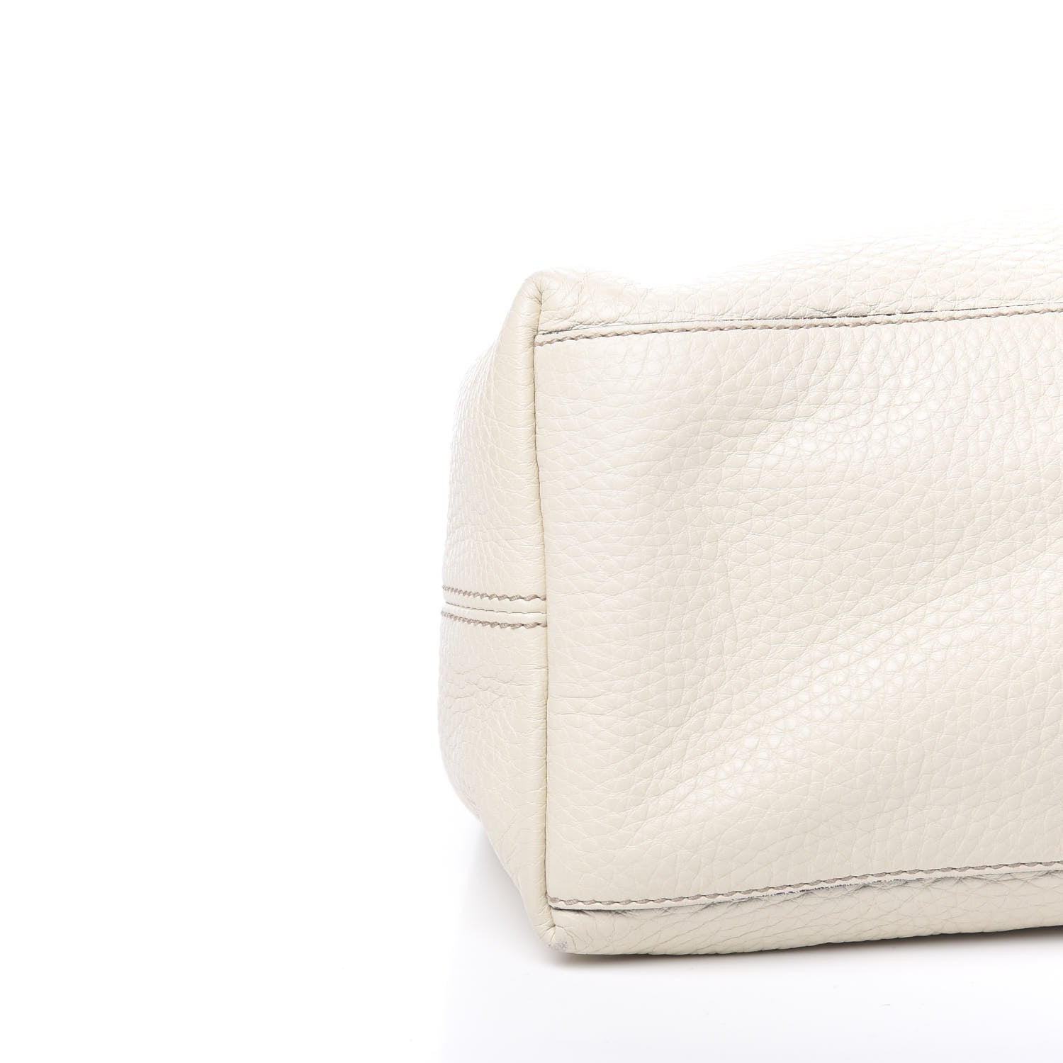 Gucci Pebbled Calfskin Medium Soho Chain Shoulder Bag Off White 7 of 9