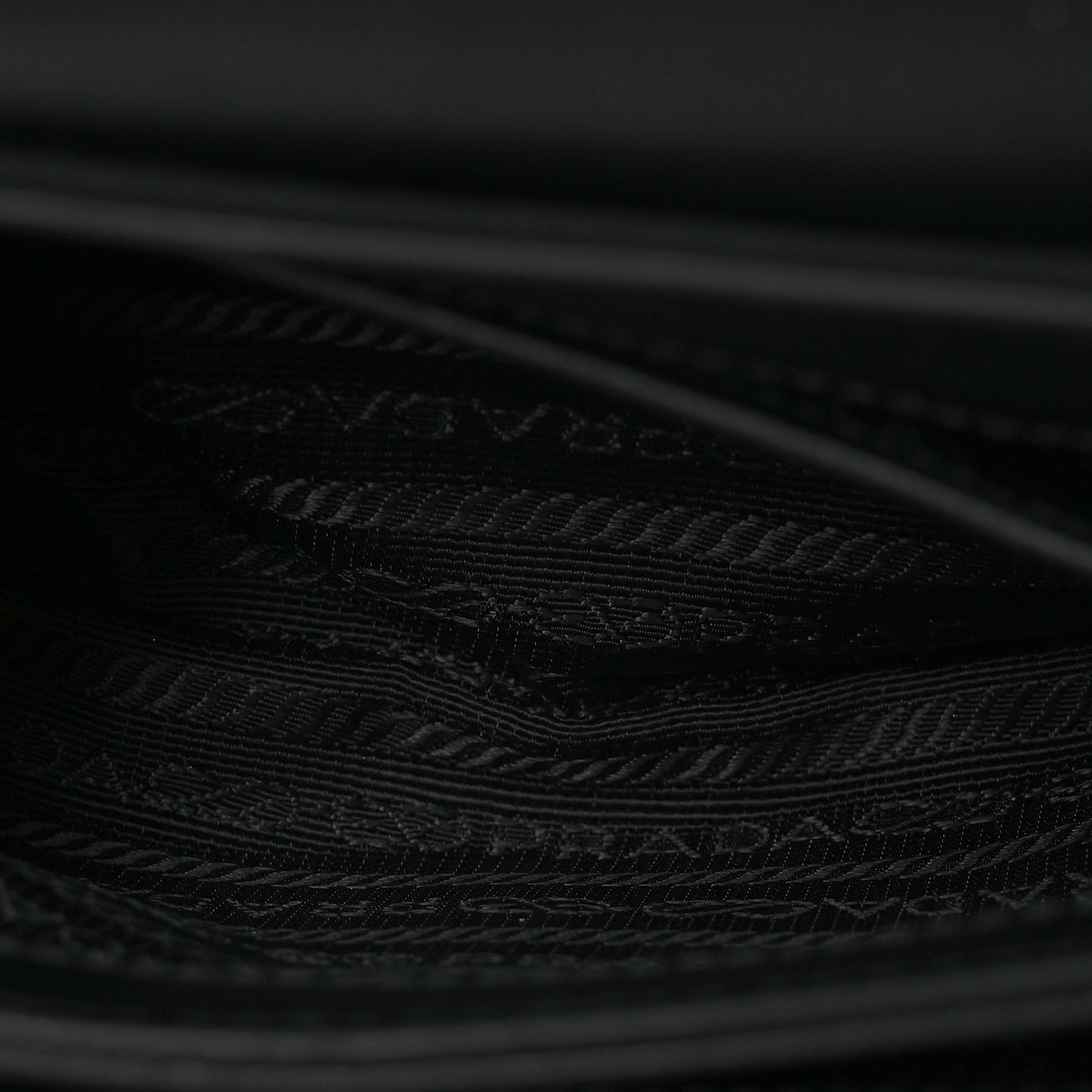 Saffiano Tessuto Nylon Chain Shoulder Bag Black