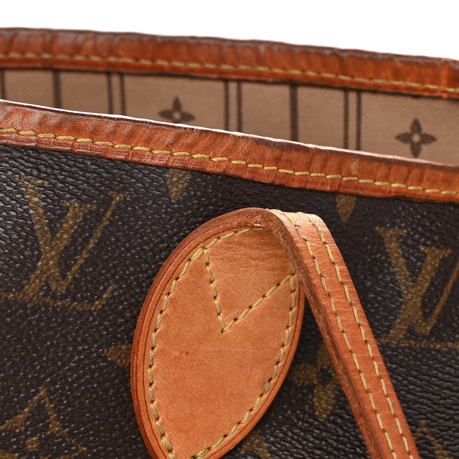 Louis Vuitton Monogram Neverfull MM 17 of 23