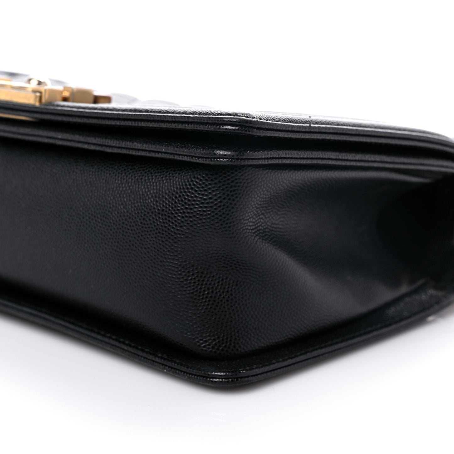 Caviar Quilted Medium Boy Flap Black