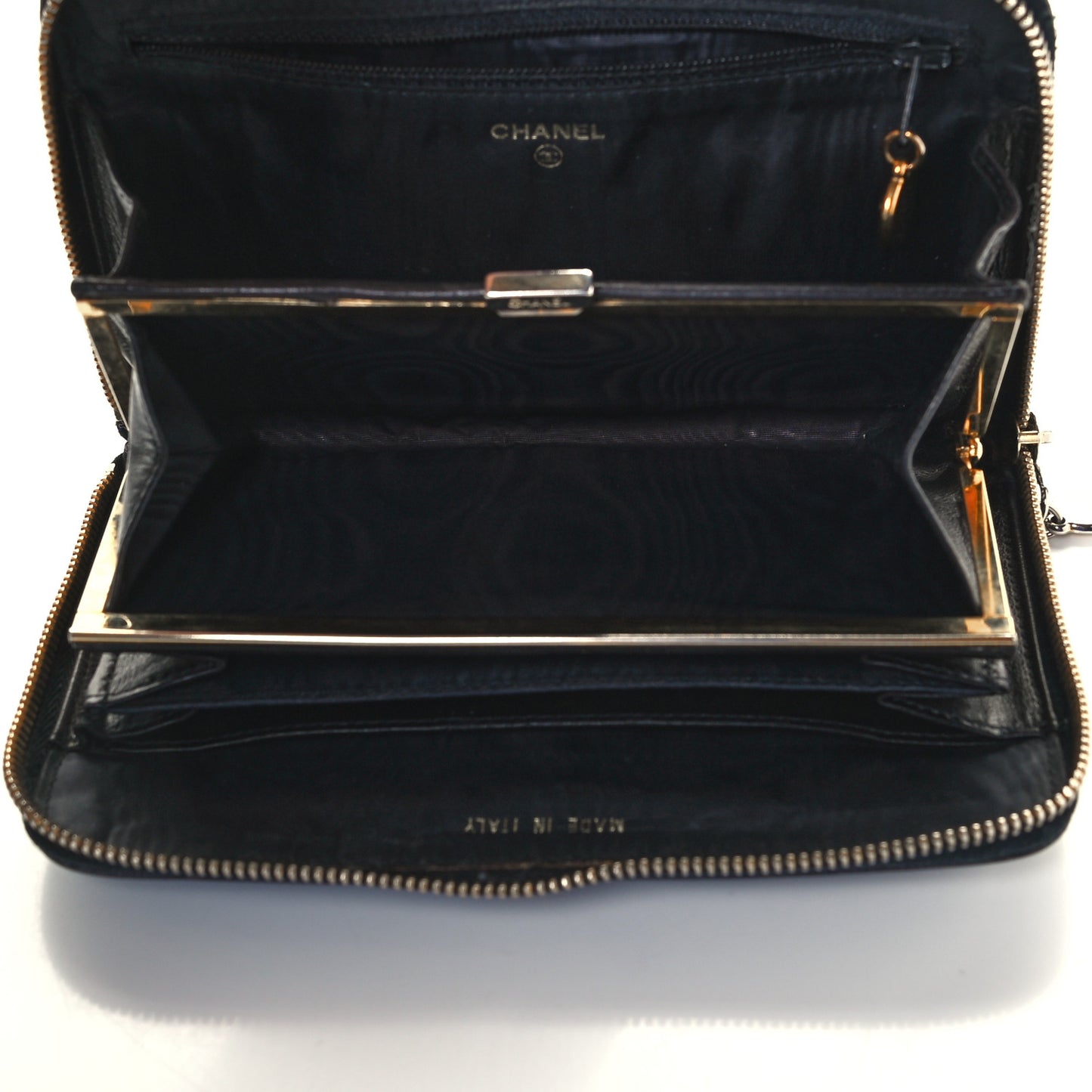 Caviar Large Timeless CC Zip Around Wallet Black