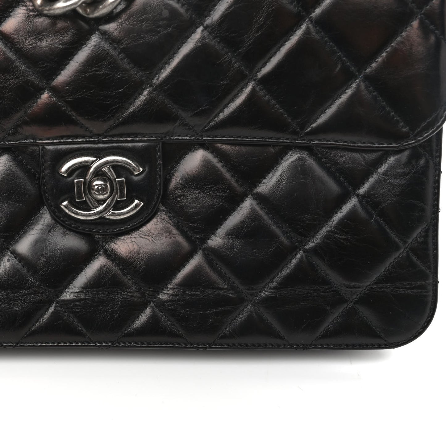 Glazed Calfskin Quilted Large Perfect Edge Flap Black