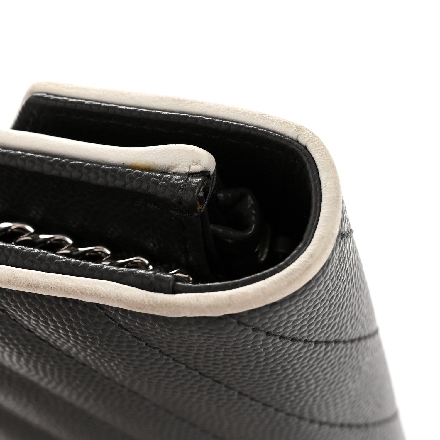 Saint Laurent Grain De Poudre Matelasse Chevron Monogram Envelope Chain Wallet Asphalt White 12 of 14