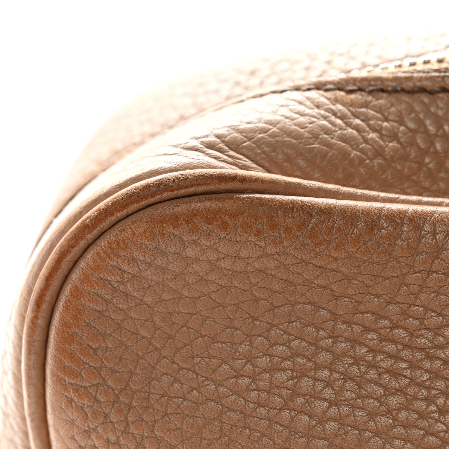 Gucci Pebbled Calfskin Small Soho Disco Bag Camelia 15 of 16