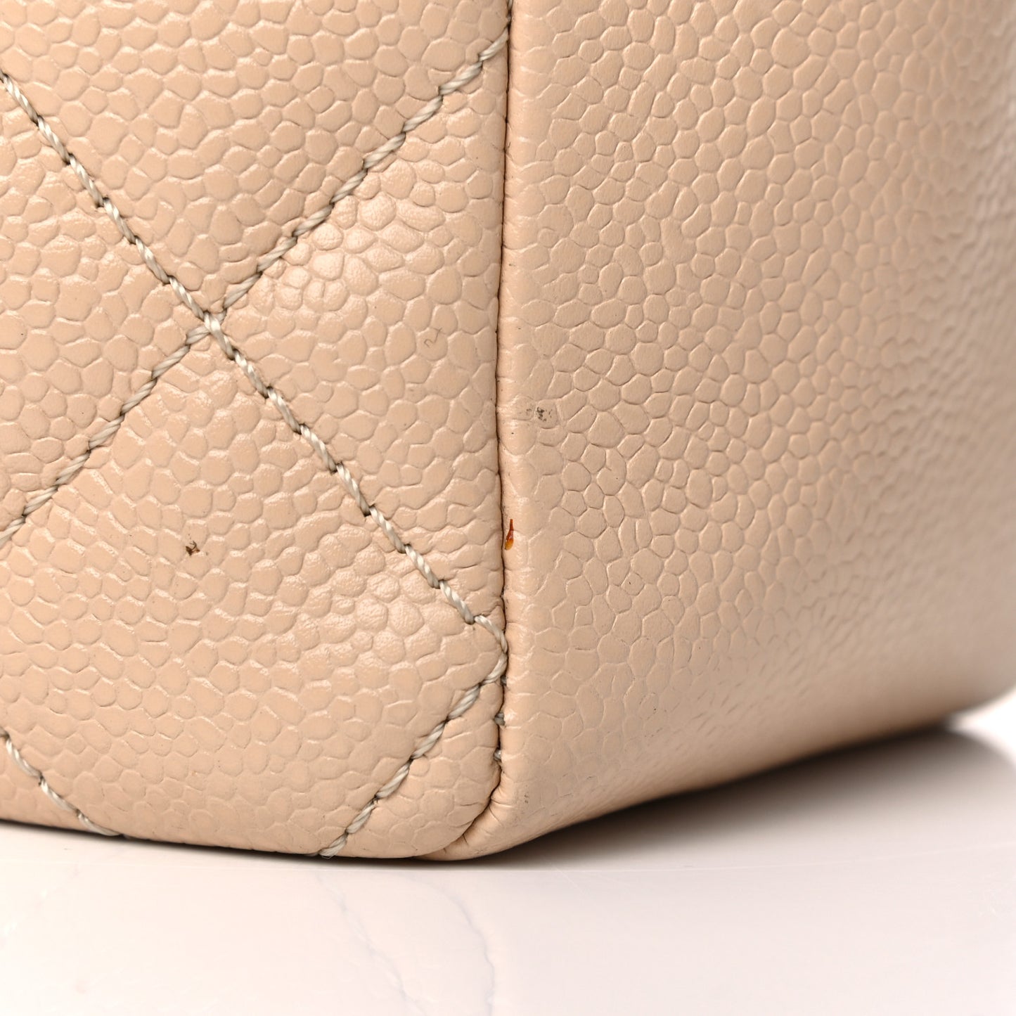 Caviar Quilted Petit Shopping Tote PST Beige Clair
