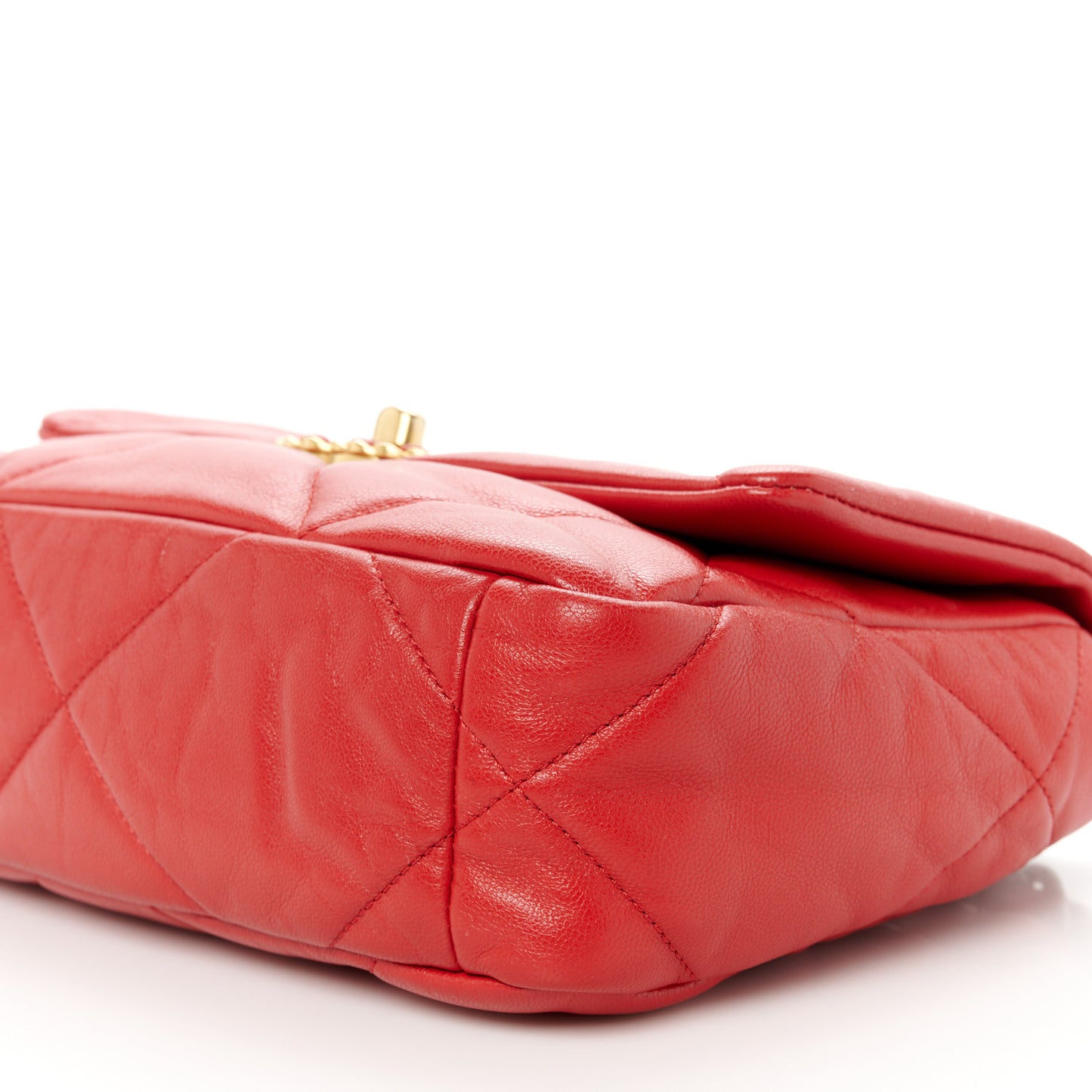 Goatskin Quilted Medium Chanel 19 Flap Red