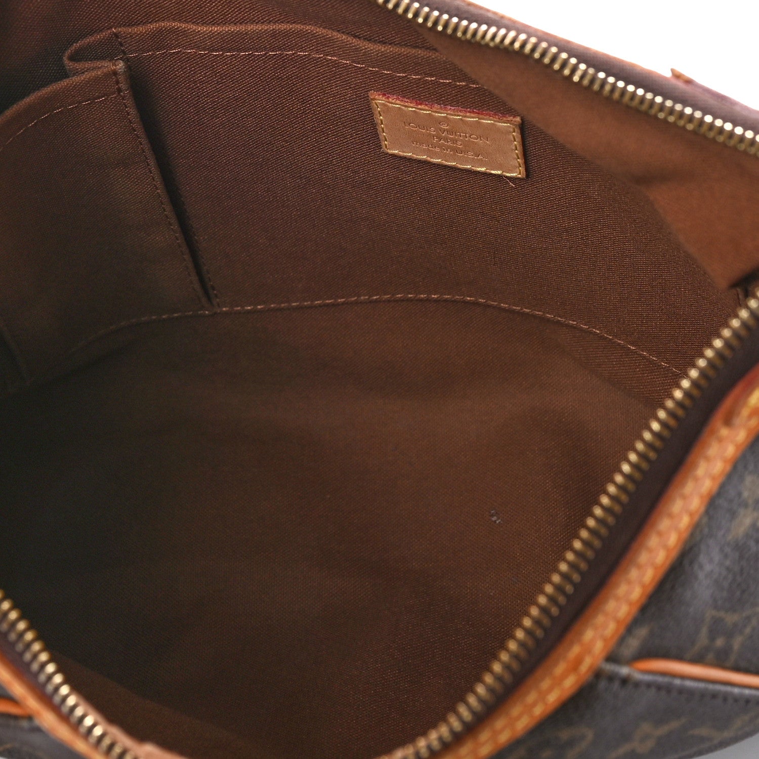 Louis Vuitton Monogram Thames GM 5 of 14