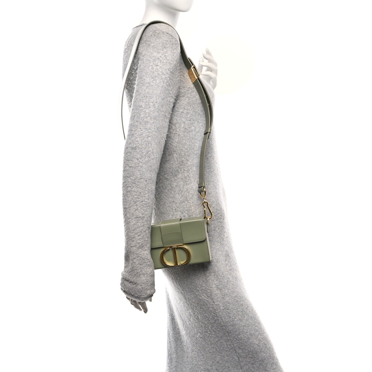 Box Calfskin 30 Montaigne Box Bag Mint Green