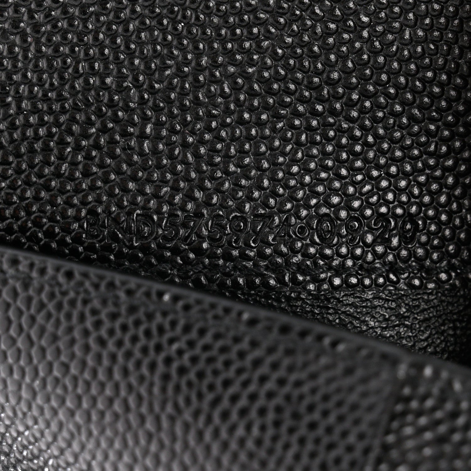 Saint Laurent Grain De Poudre Matelasse Chevron Monogram Zipped Two-Part Wallet Black 7 of 8