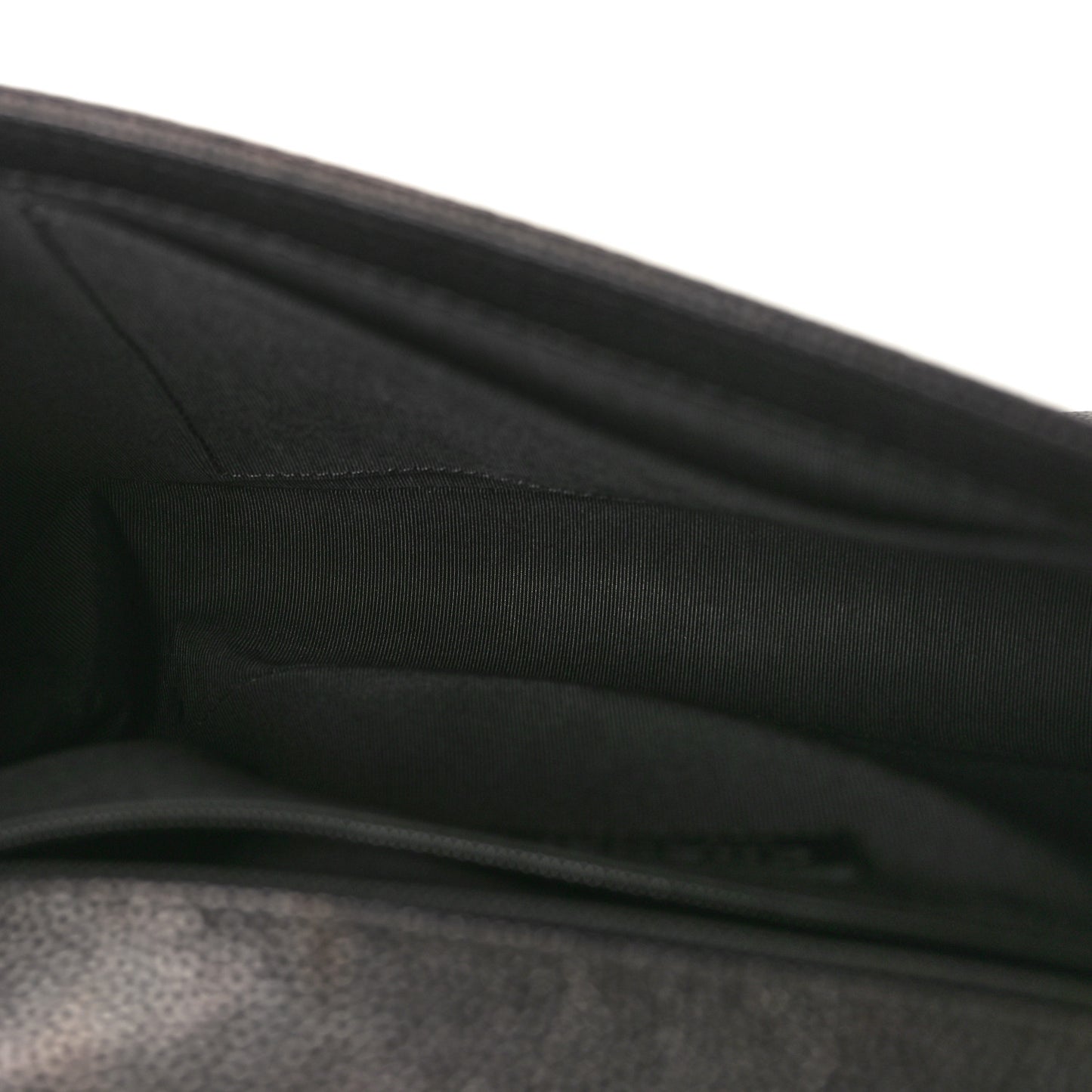 Caviar Quilted New Medium Boy Flap Black