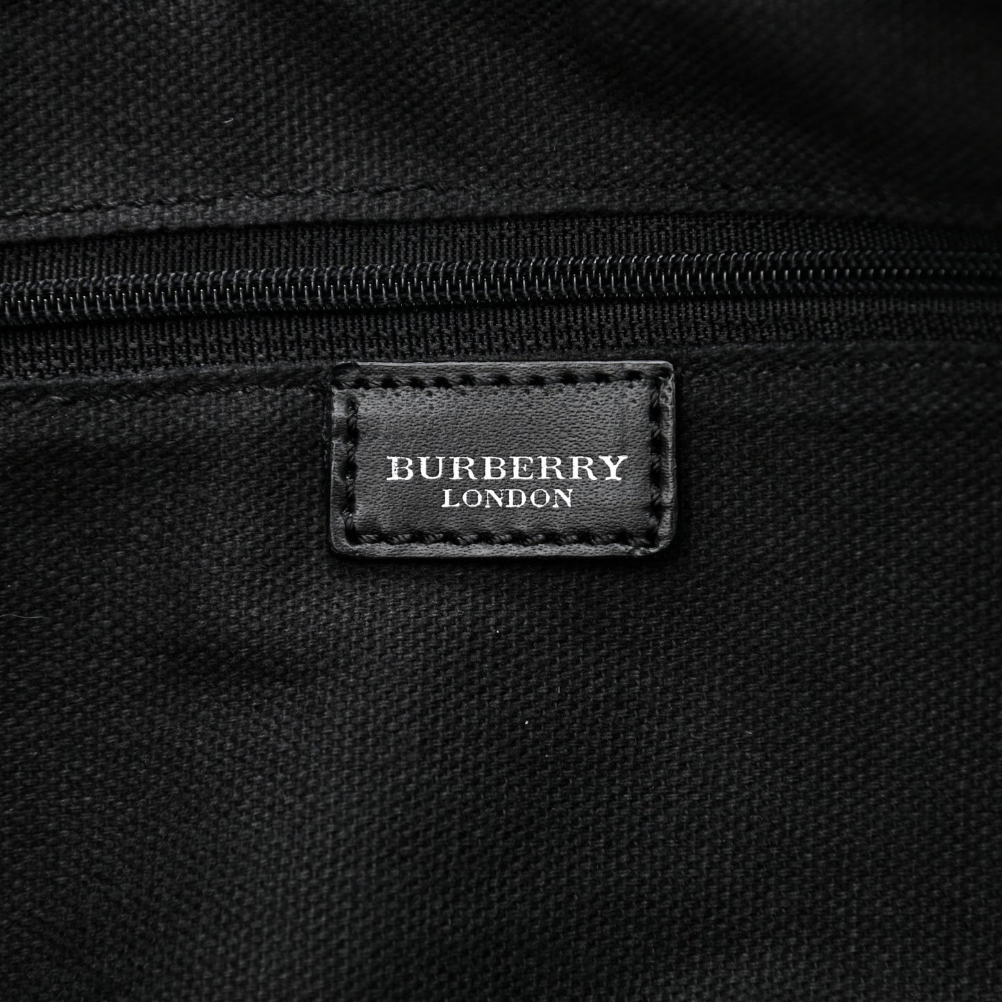 House Check Shoulder Bag Black