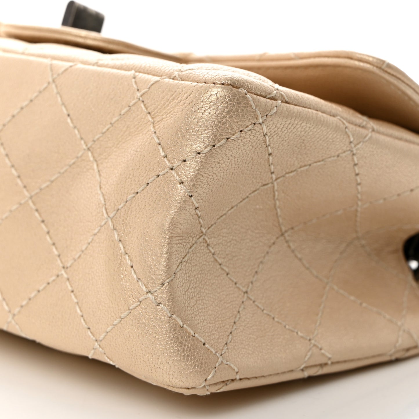 Metallic Sheepskin Quilted 2.55 Reissue Mini Flap Beige