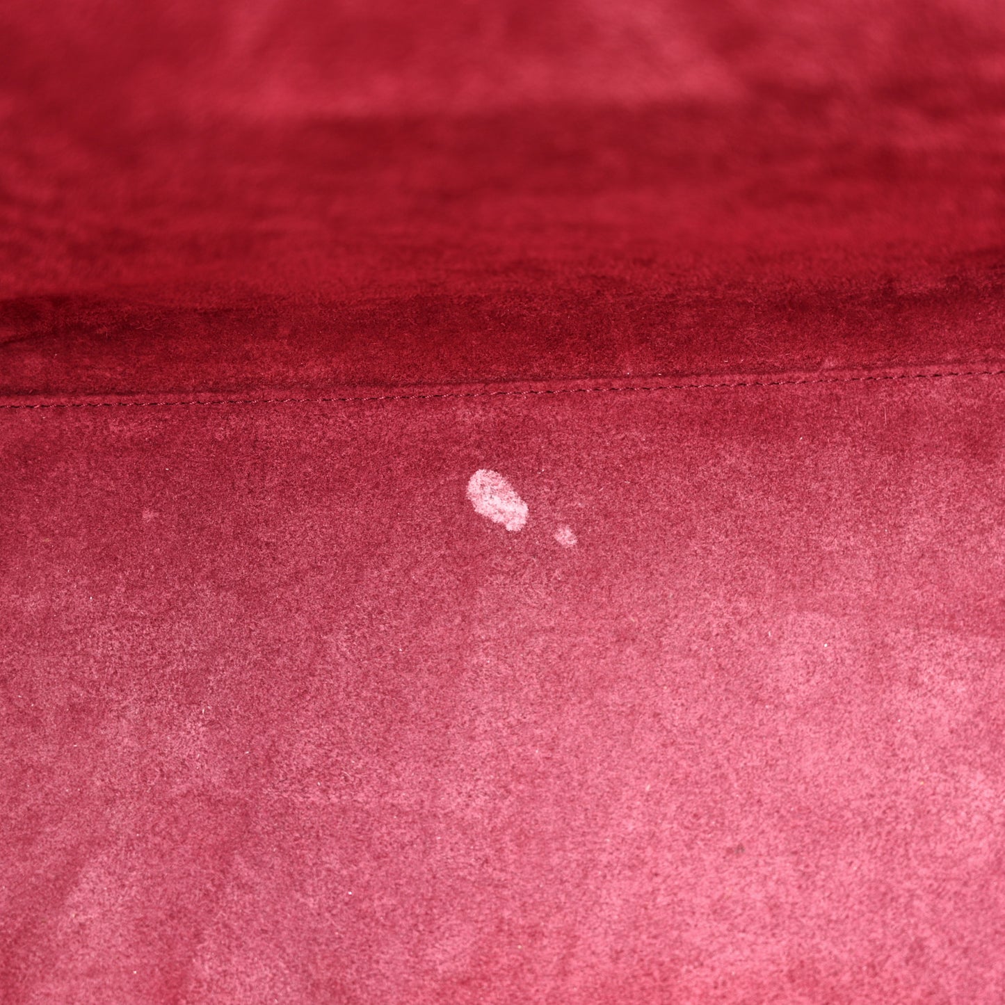 Grained Calfskin Medium Phantom Luggage Fuchsia