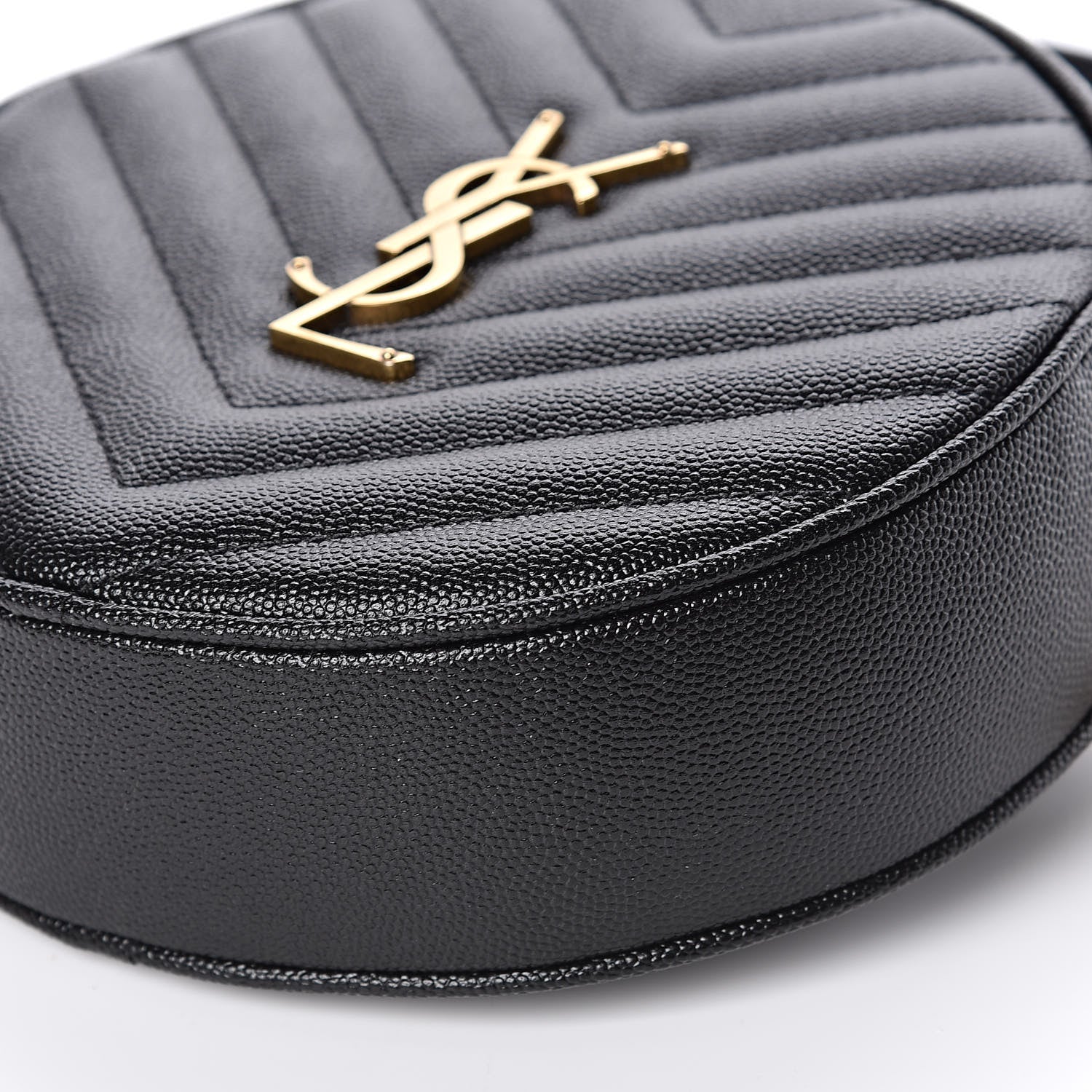 Saint Laurent Grain De Poudre Matelasse Chevron Quilted Round Vinyle Camera Bag Black 9 of 10