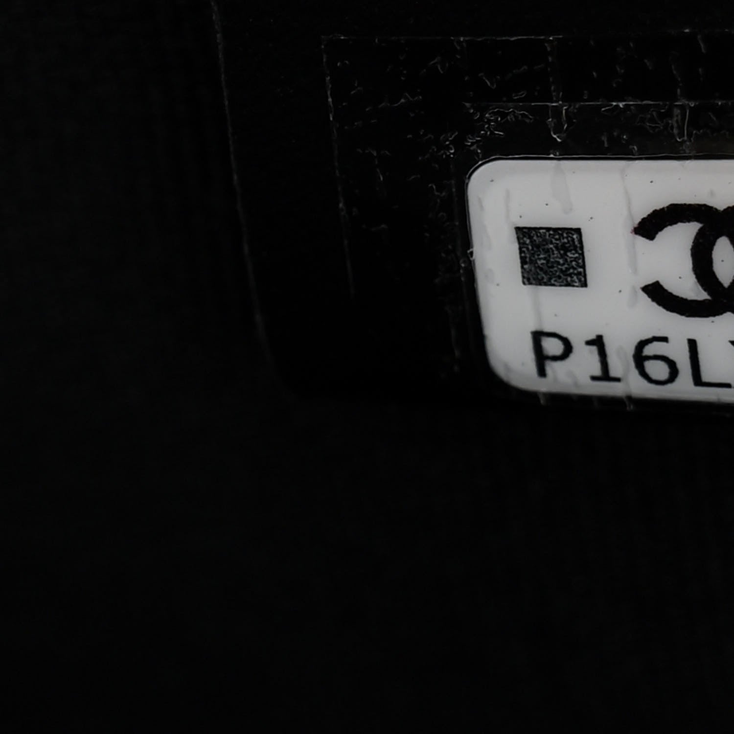 Chanel Patent Crumpled Lambskin Quilted Maxi Bow Clutch With Chain Black 7 of 11