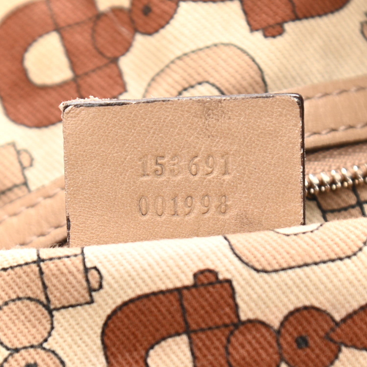 Gucci Guccissima Studded Pelham Shoulder Bag Beige 6 of 17