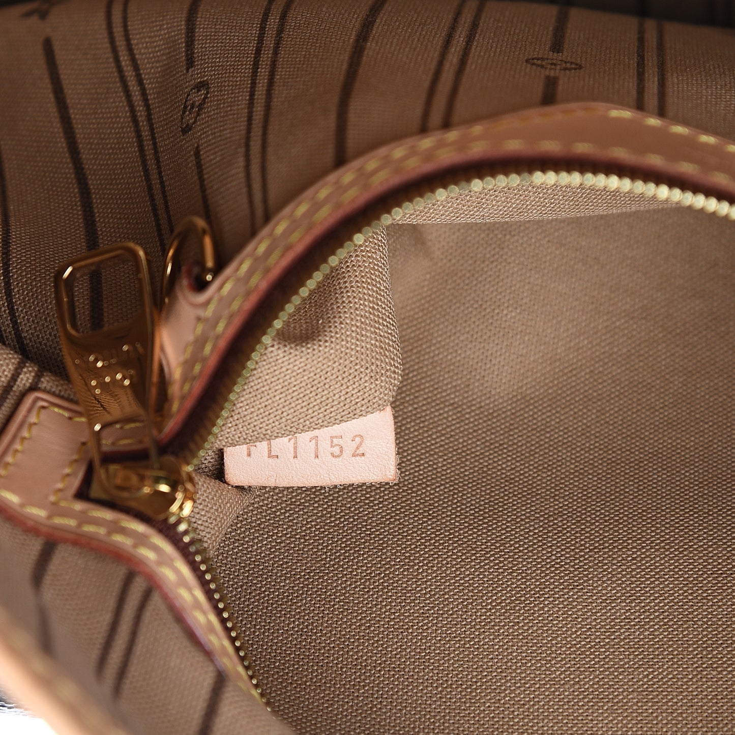 Monogram Delightful MM