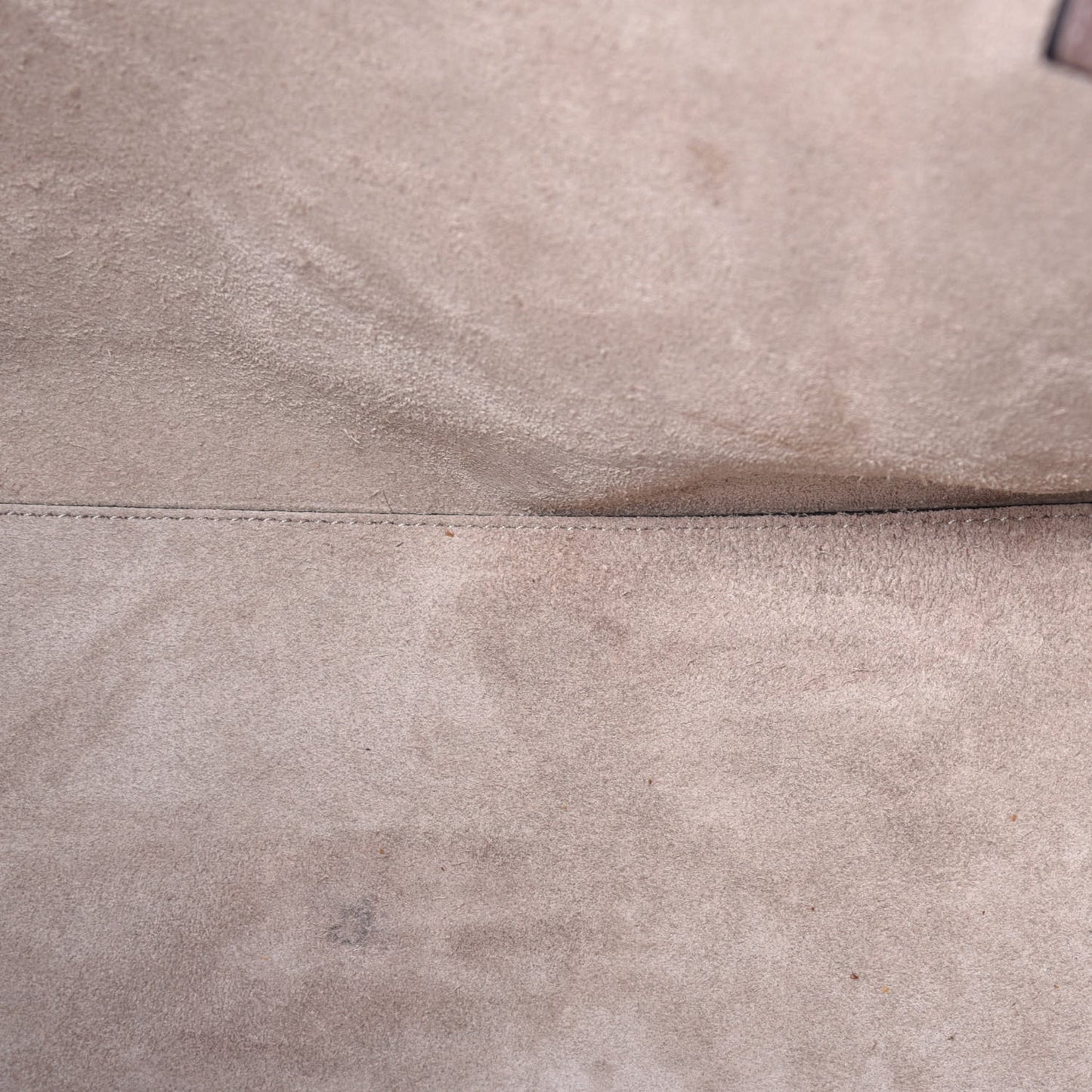 Grained Calfskin Rockstud Shoulder Tote Poudre
