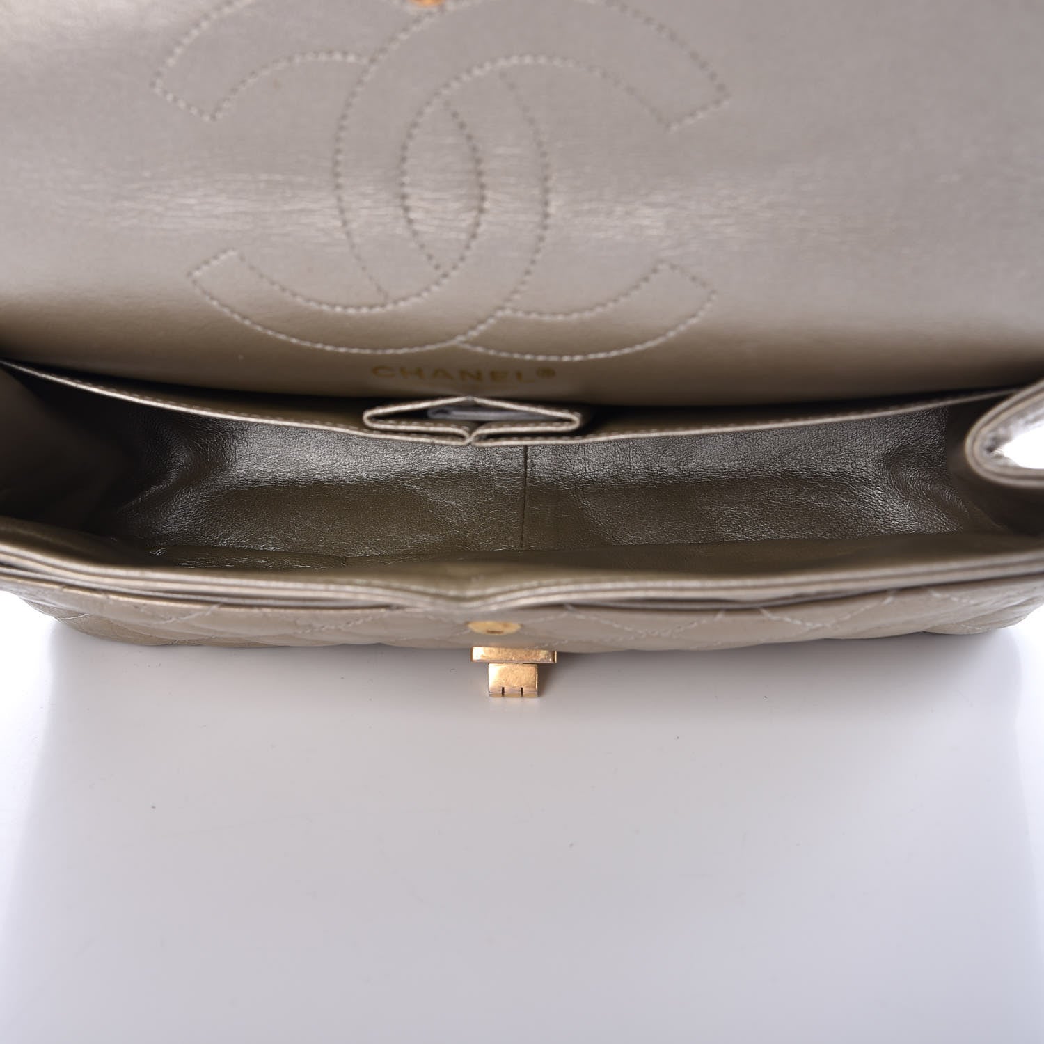 Chanel Metallic Aged Calfskin Quilted 2.55 Reissue 226 Flap Gold 6 of 21