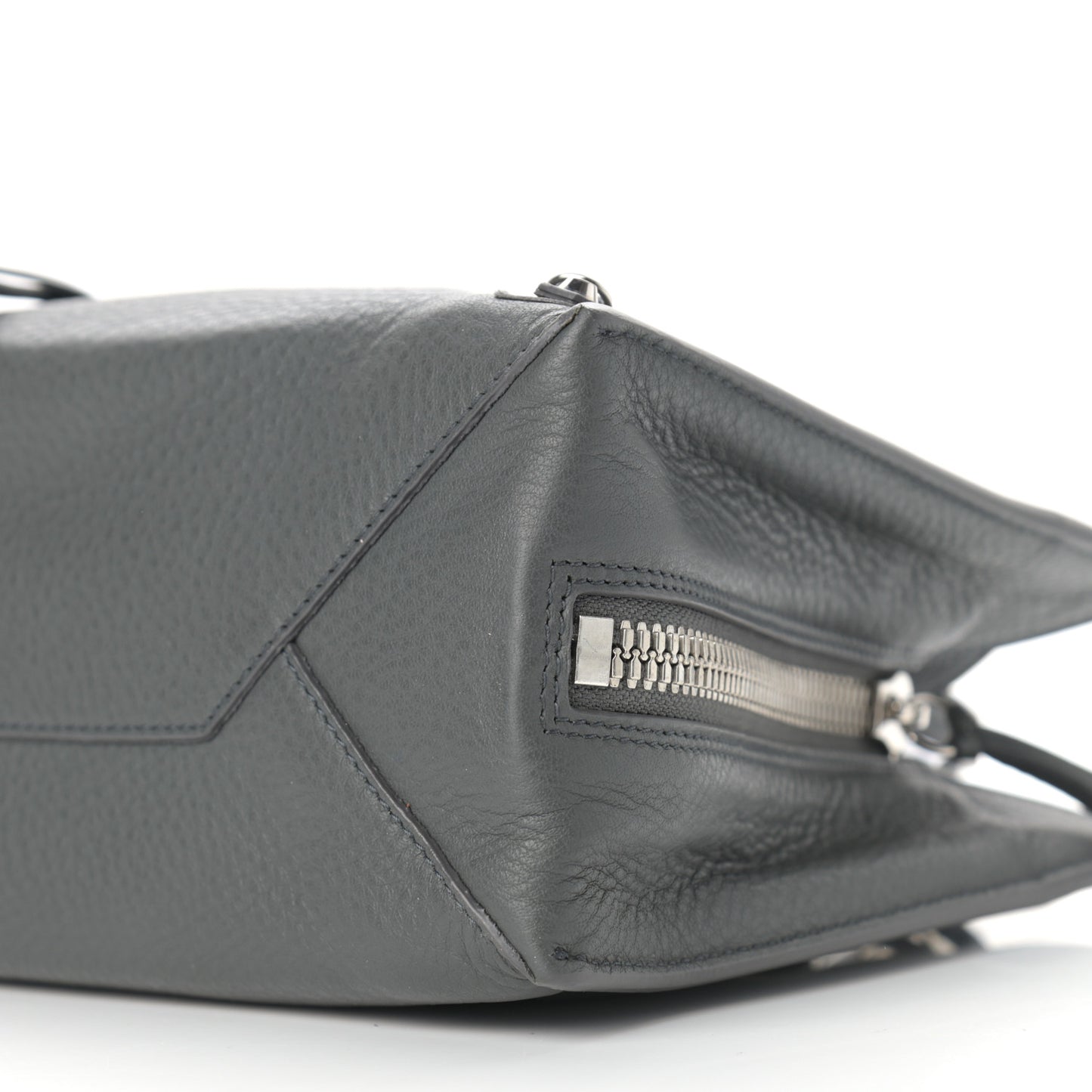 Veau Papier A6 Zip Around Tote Gris Fossile