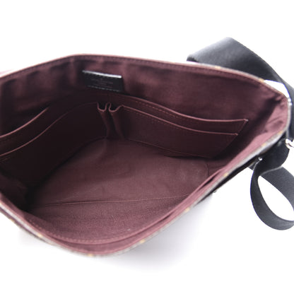 Louis Vuitton Monogram Macassar District MM 4 of 9