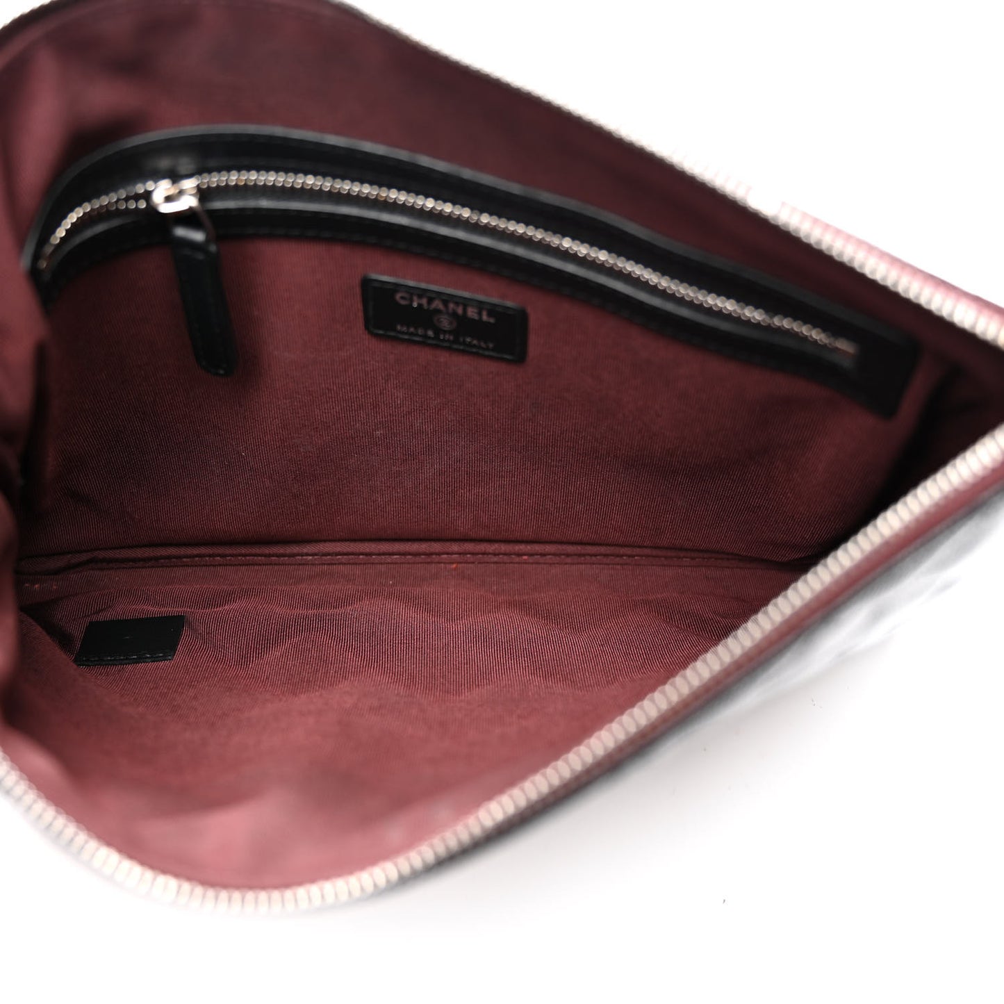 Caviar Quilted Medium Cosmetic Case Black