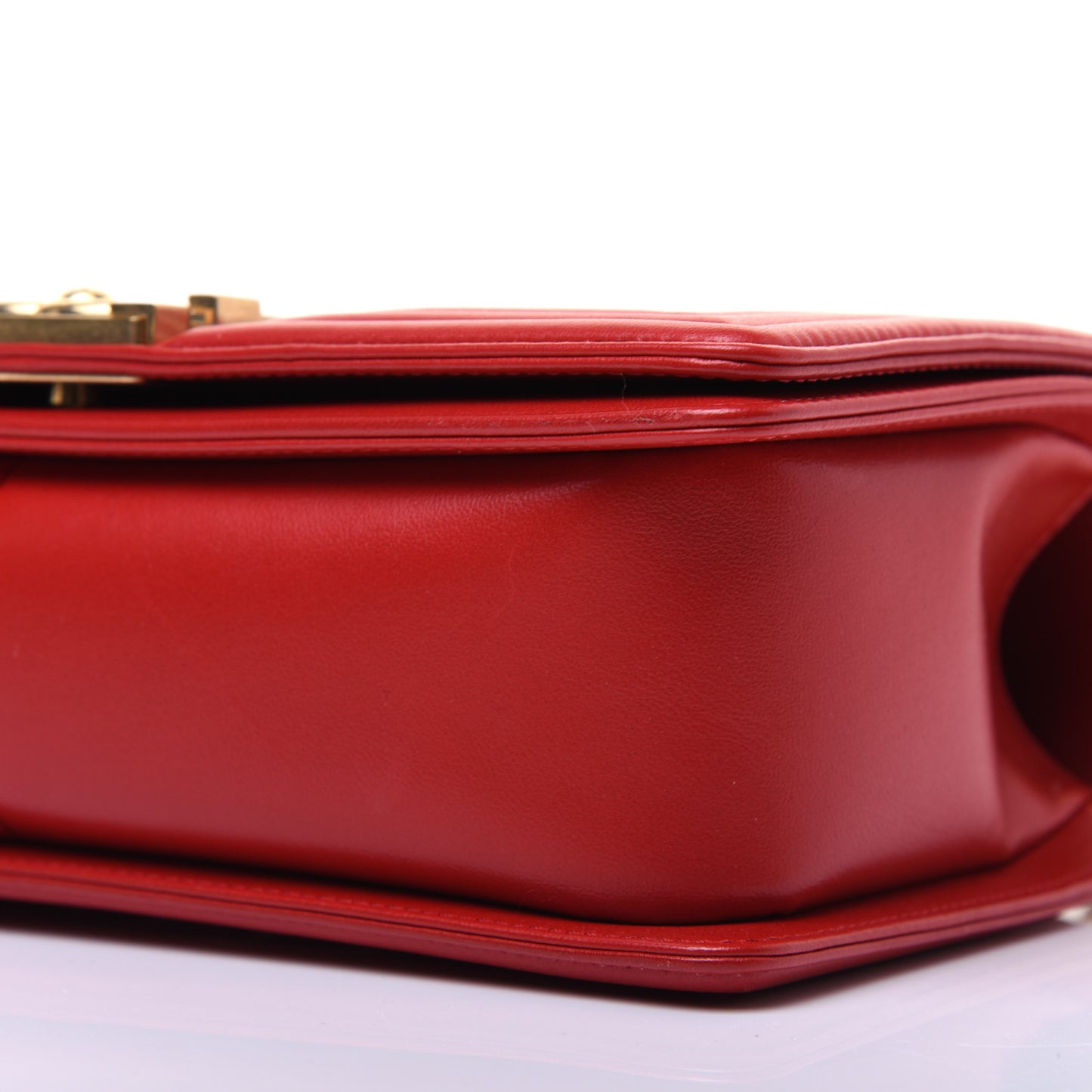 Lambskin Quilted Medium Boy Flap Red